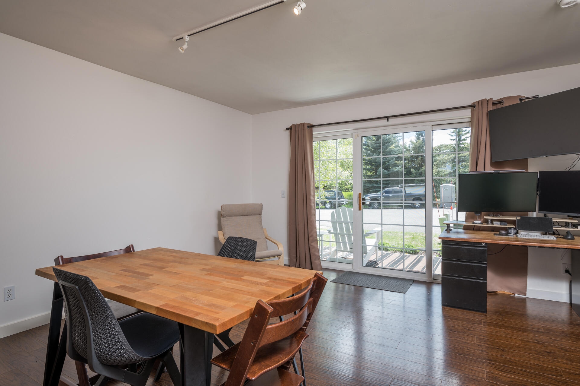 121 Agave Pl Property Photo 6