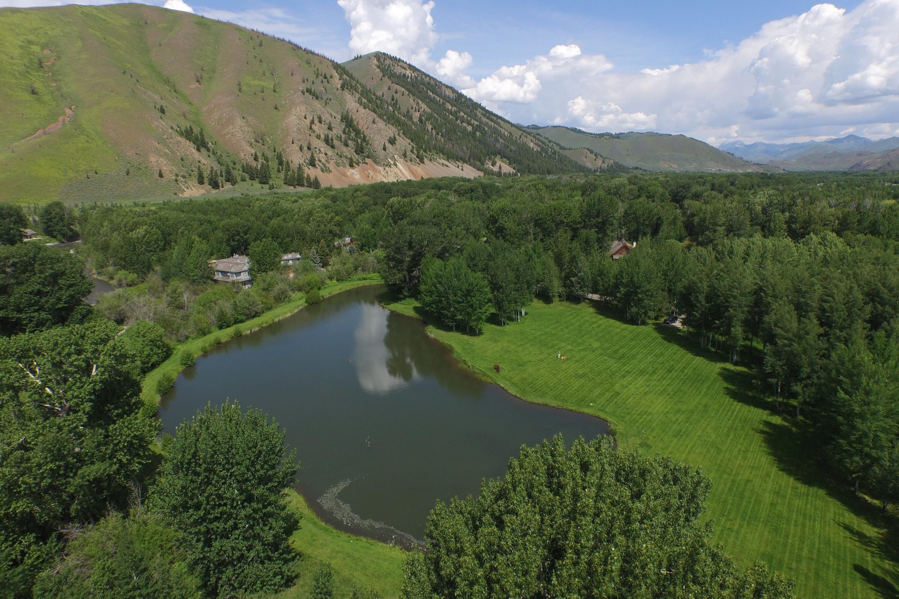 168 & 162 Wilderness Dr And Property Photo 18