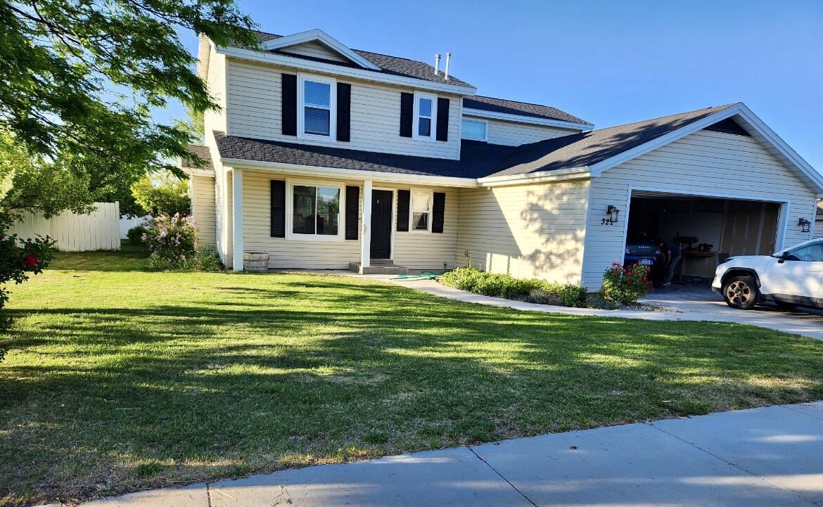 322 Linden Ave Property Photo 1