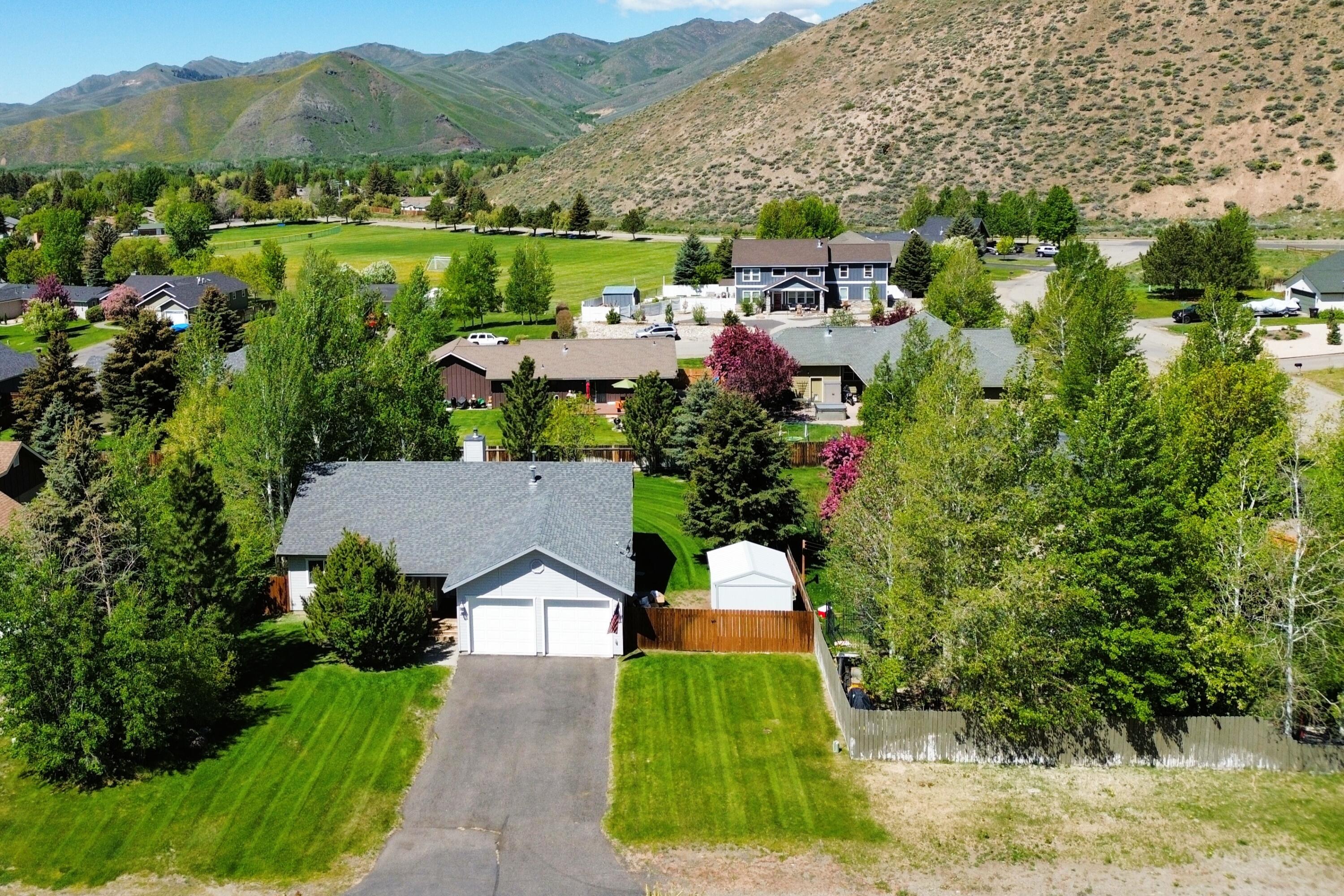 261 Sunrise Ranch Rd Property Photo 24