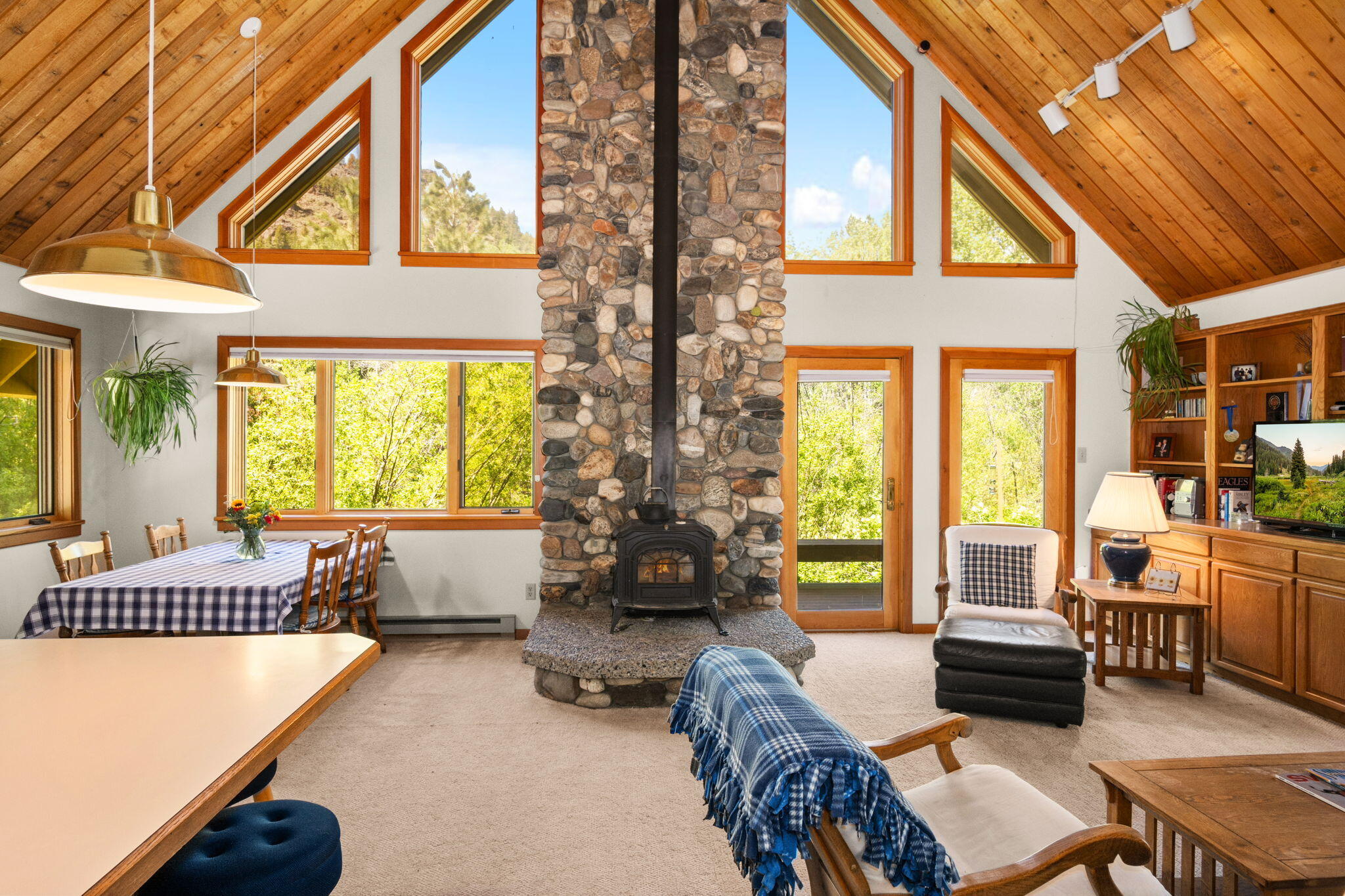 233 Eagle Creek Loop Property Photo 7