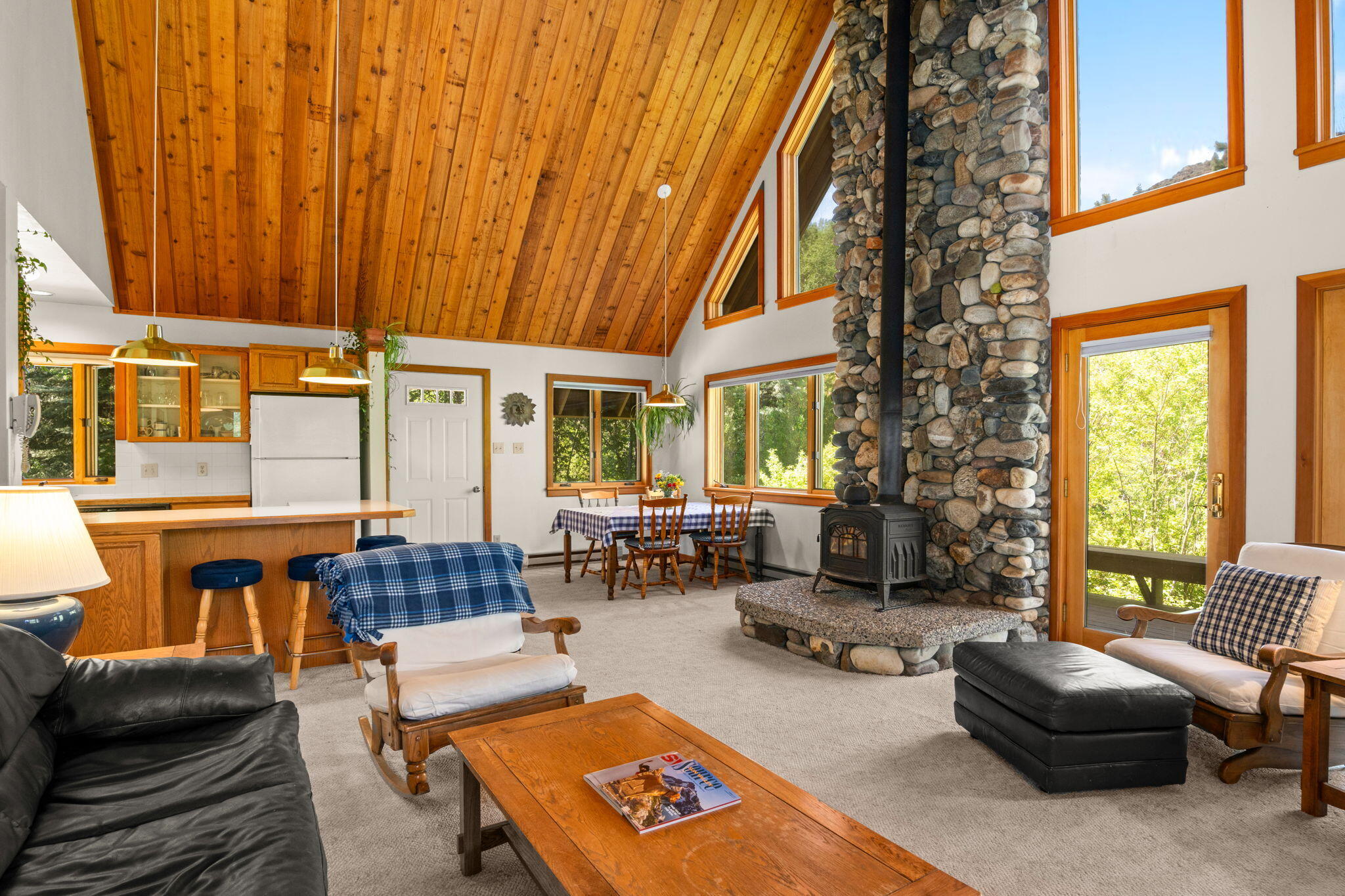 233 Eagle Creek Loop Property Photo 8
