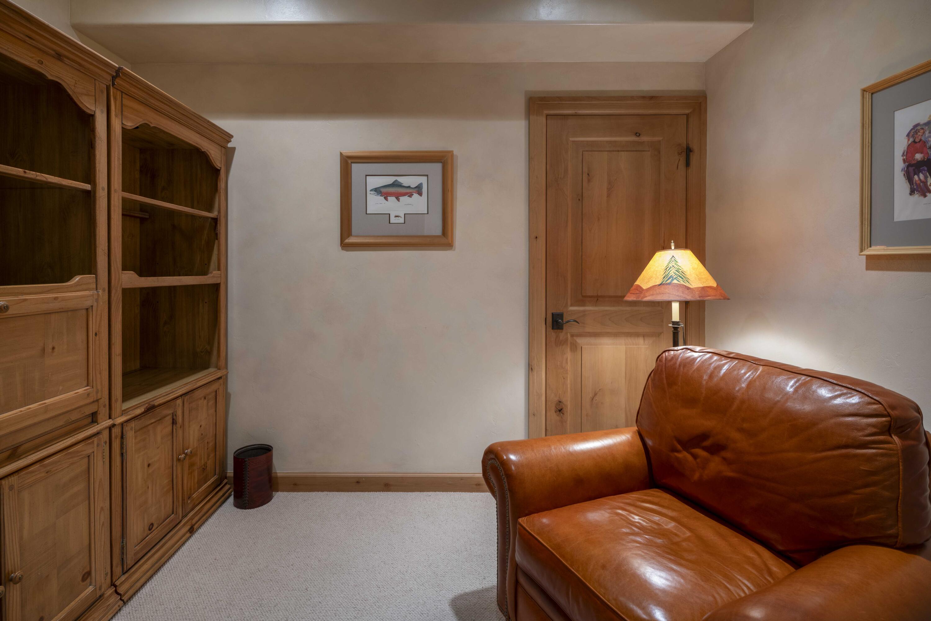 1 Villa Ct Property Photo 18