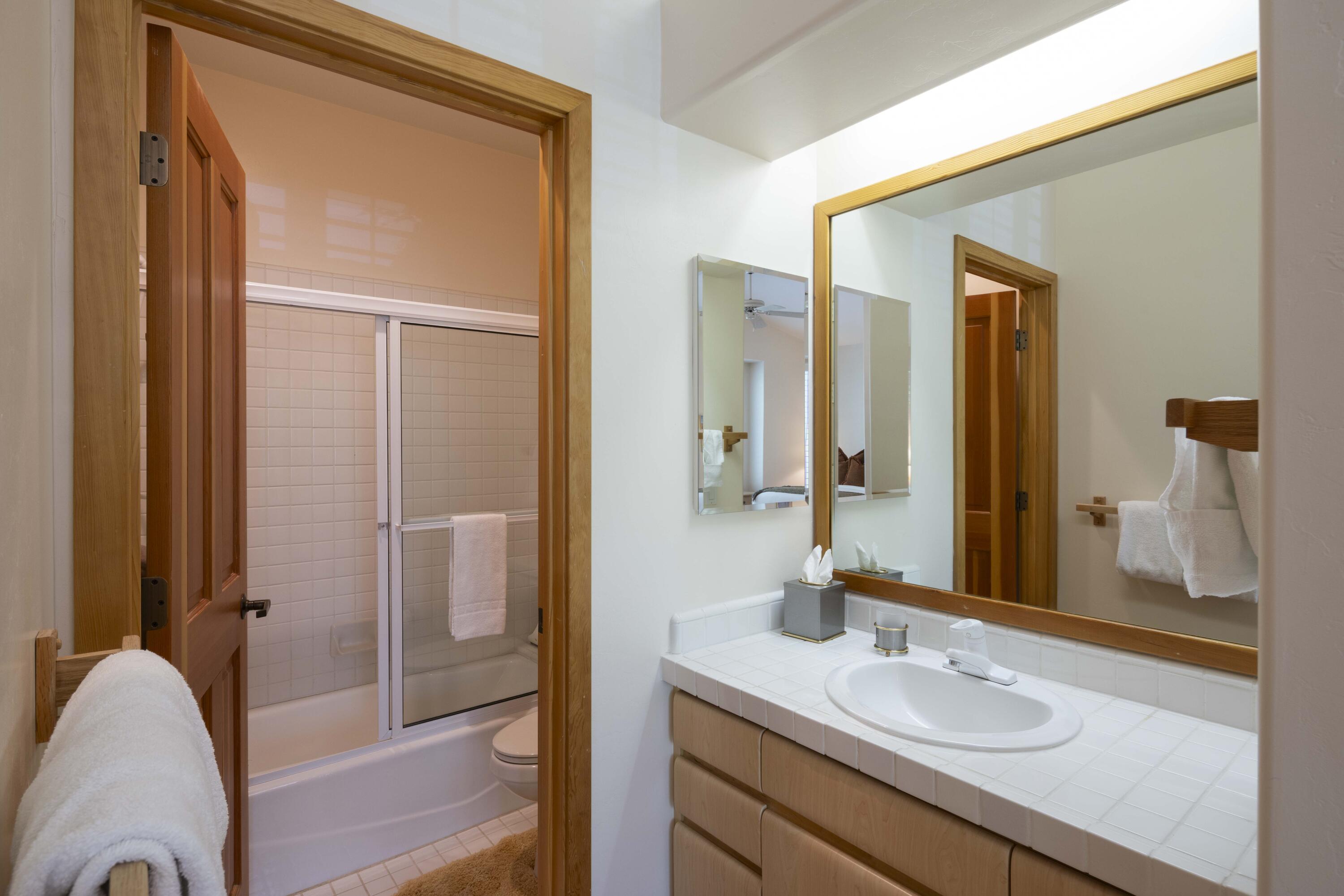 4614 Arrowwood Condo Dr Property Photo 15