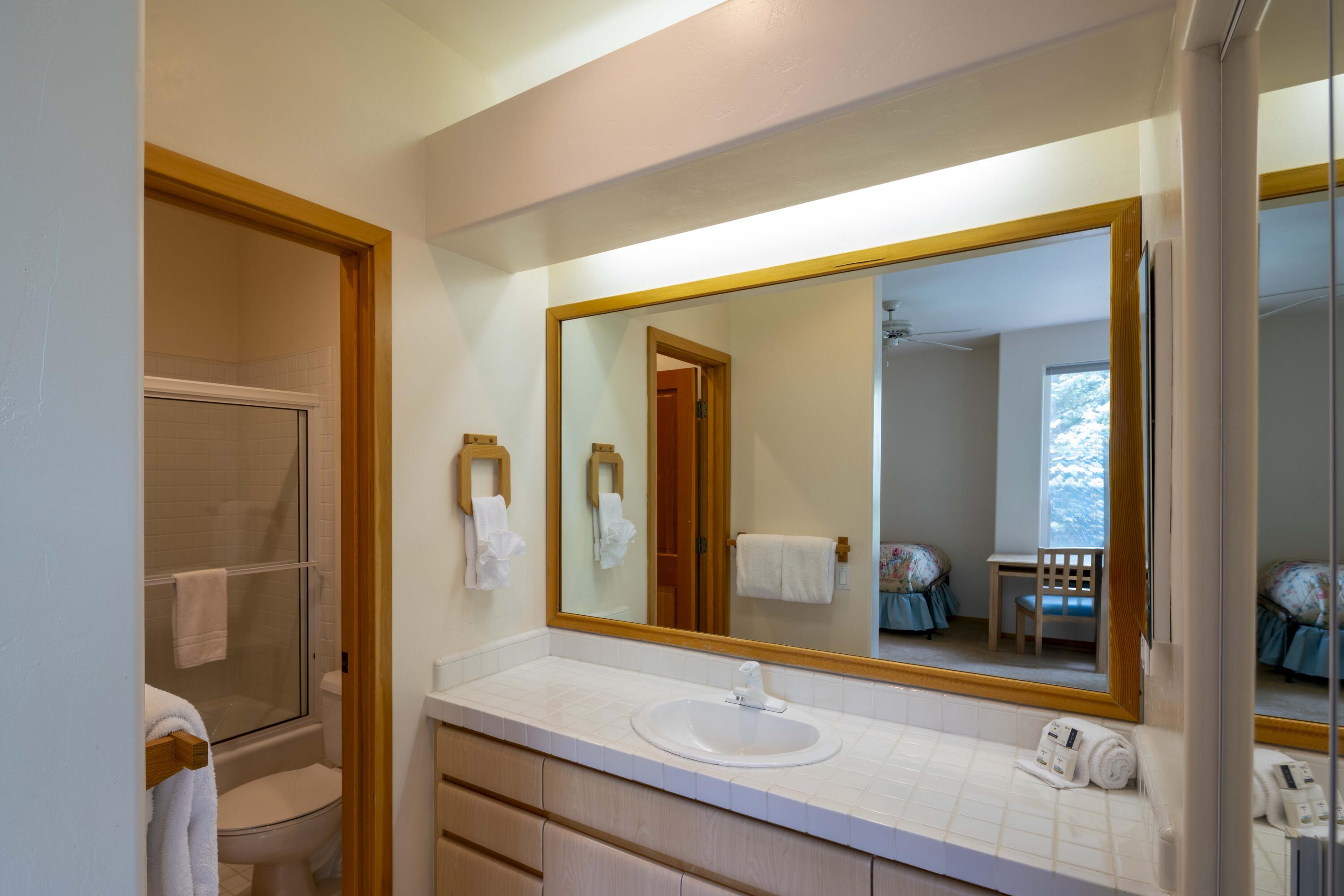 4614 Arrowwood Condo Dr Property Photo 21