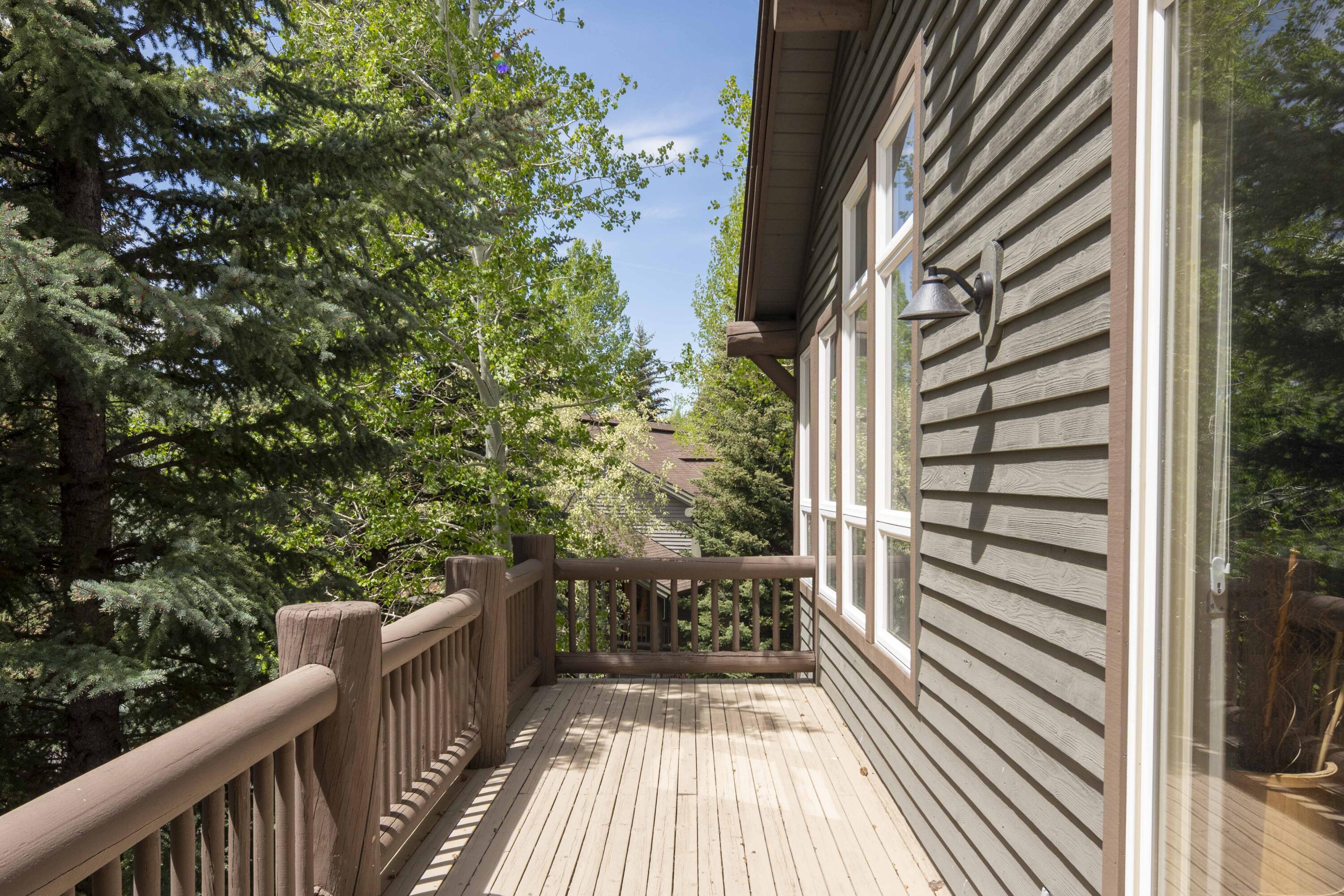 4614 Arrowwood Condo Dr Property Photo 26