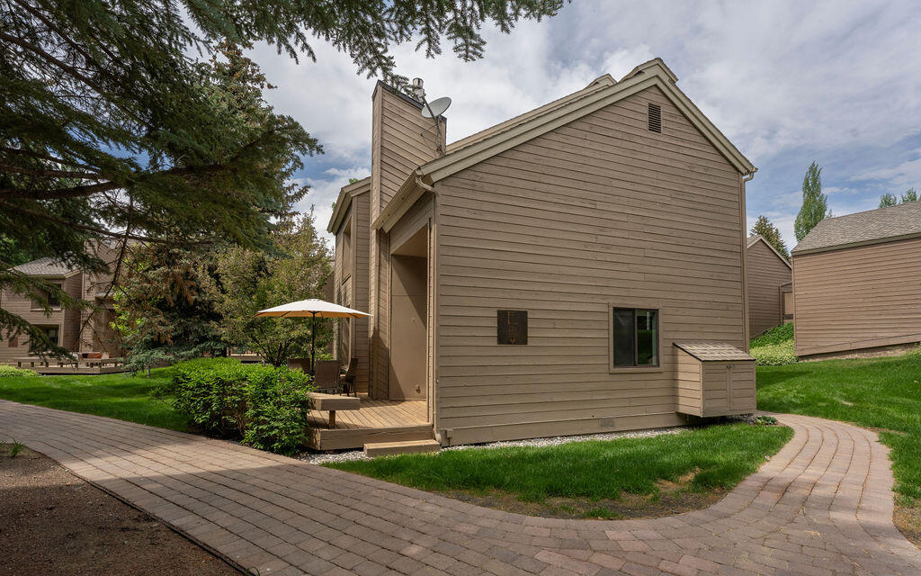 2224 Bonne Vie Condo Dr Property Photo 21