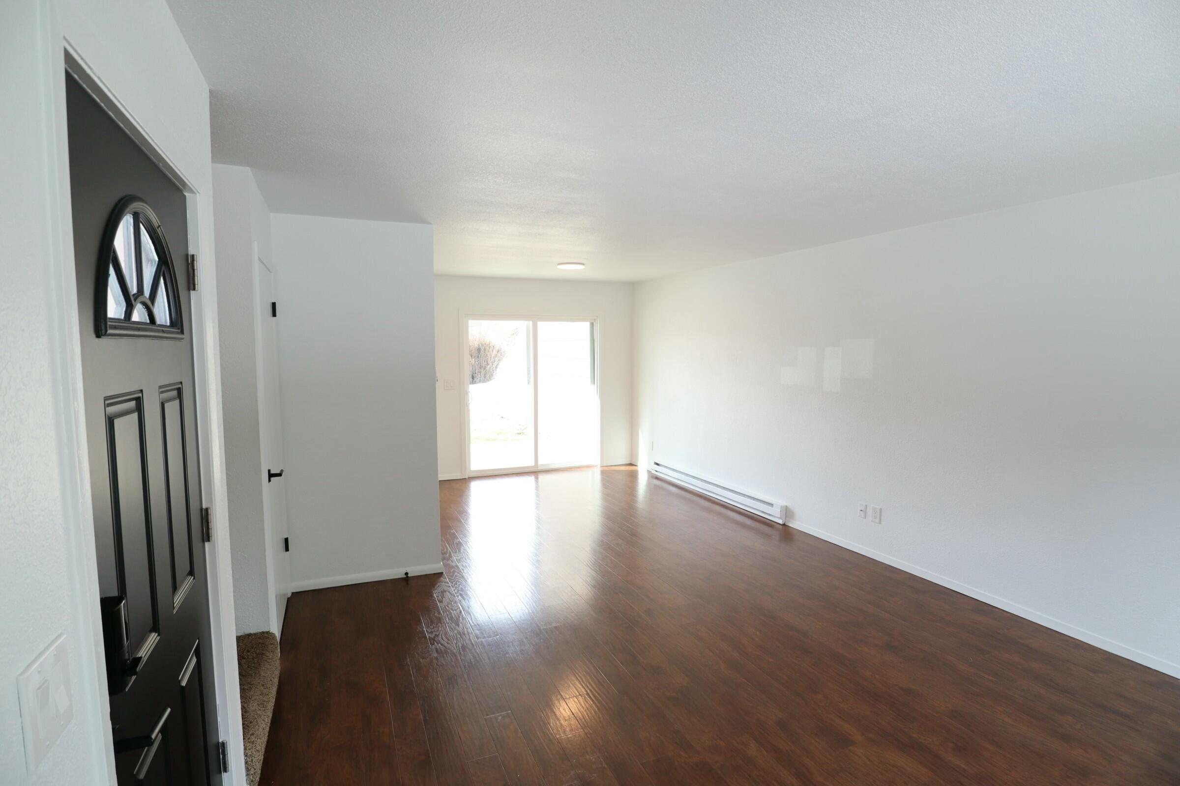 850 Shenandoah Dr Property Photo 3