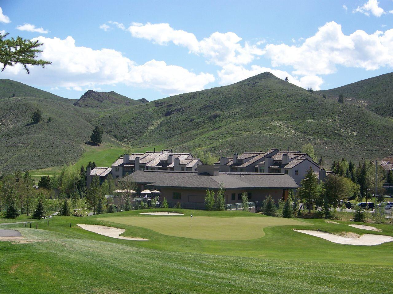 2778 Sunburst Condo Dr Property Photo 19