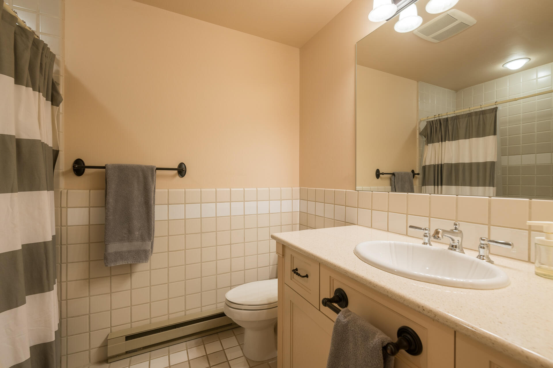113 N Hiawatha Dr Property Photo 35