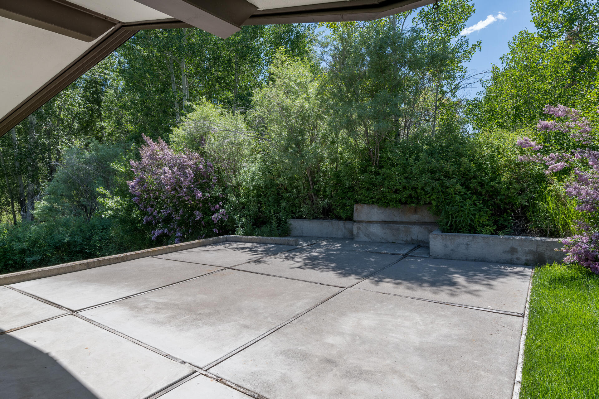 102 Hyndman View Dr Property Photo 38