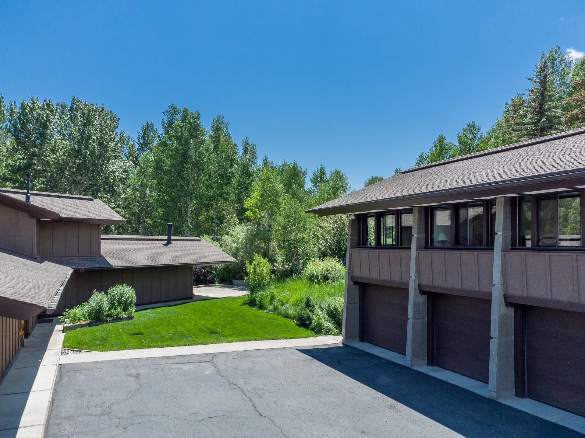 102 Hyndman View Dr Property Photo 58