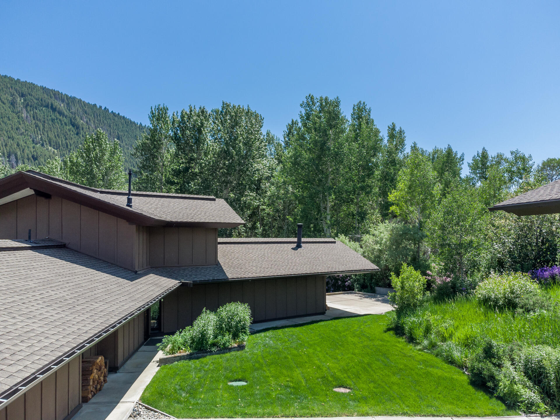102 Hyndman View Dr Property Photo 60