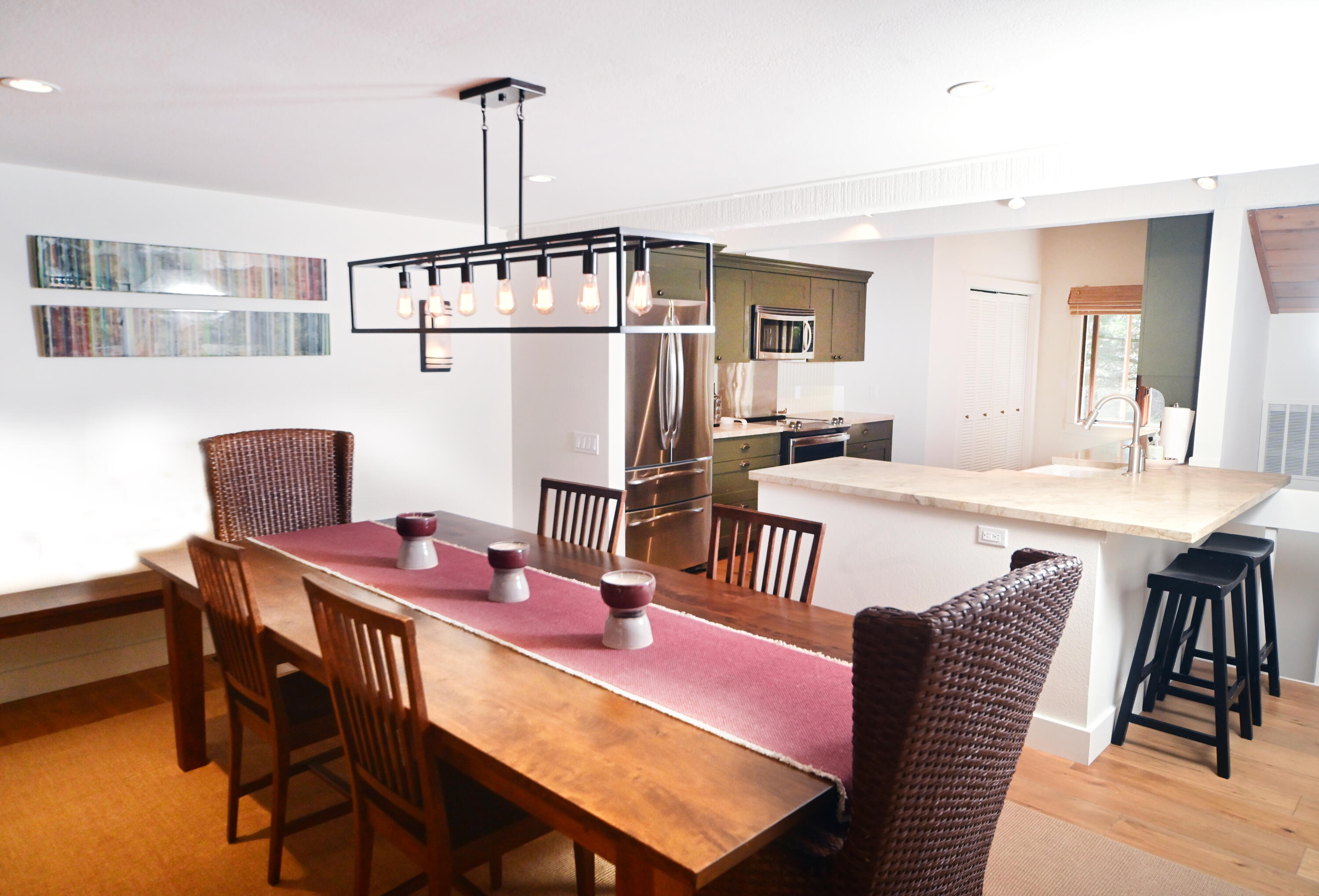 2771 Sunburst Condo Dr Property Photo 1