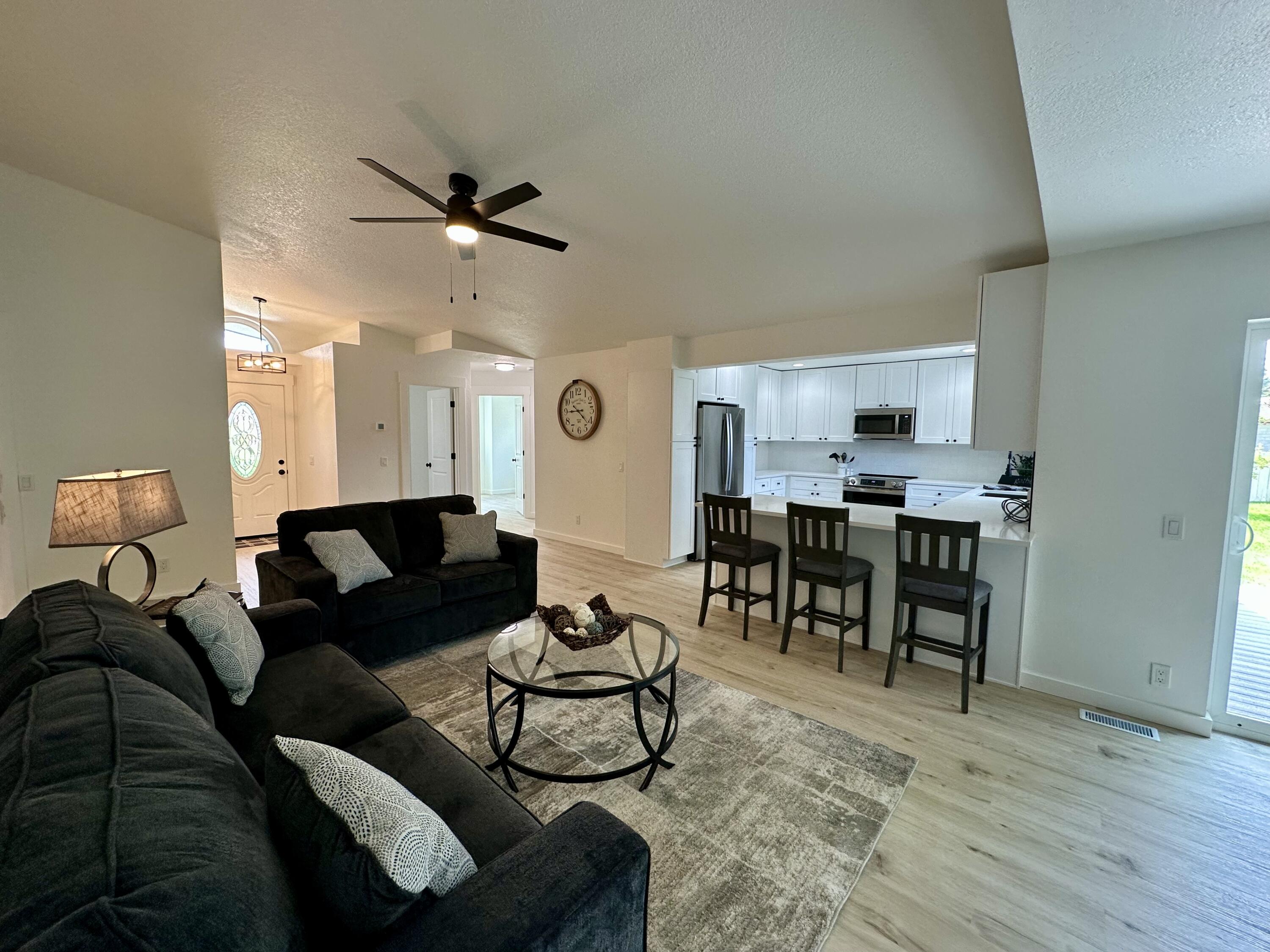 921 Snowflake Dr Property Photo 10