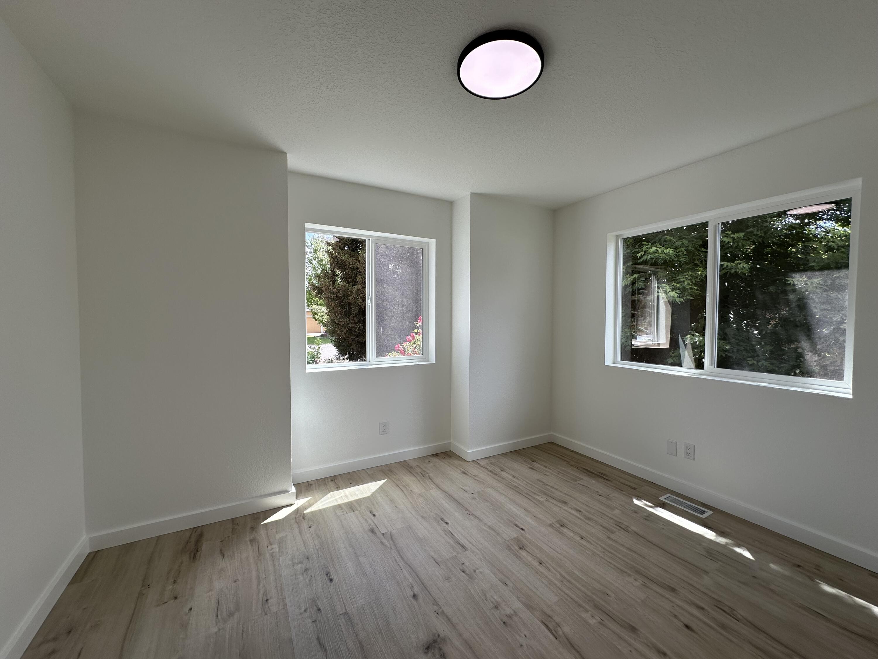 921 Snowflake Dr Property Photo 22