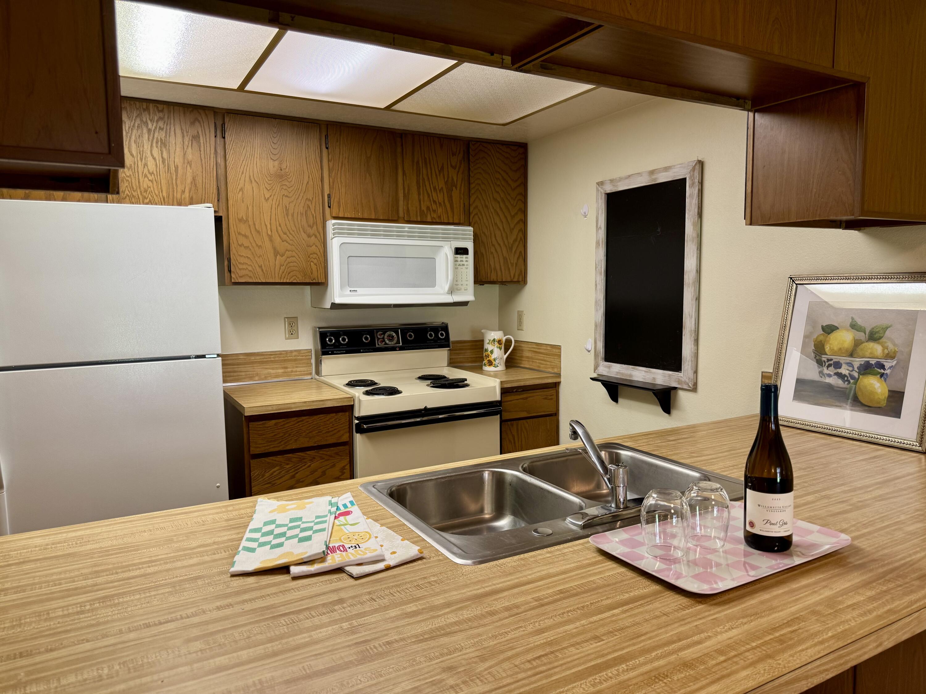 204 Carbonate Dr Property Photo 5