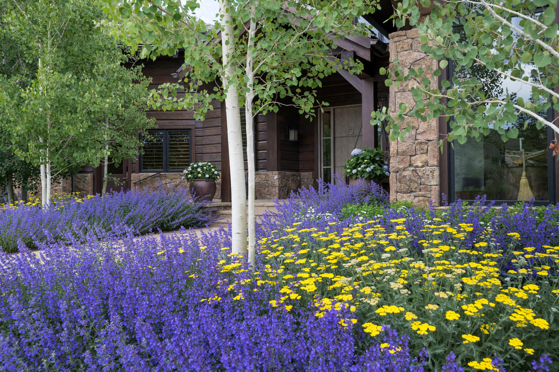 212 Sun Peak Dr Property Photo 4