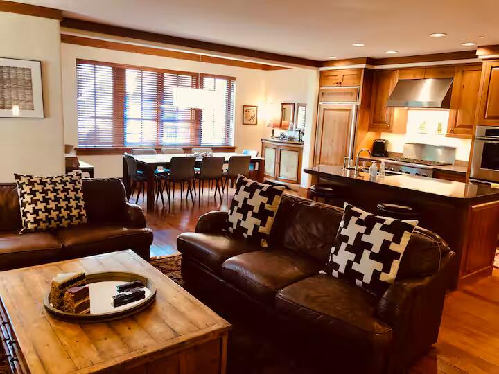 215 Raven Rd Property Photo 1