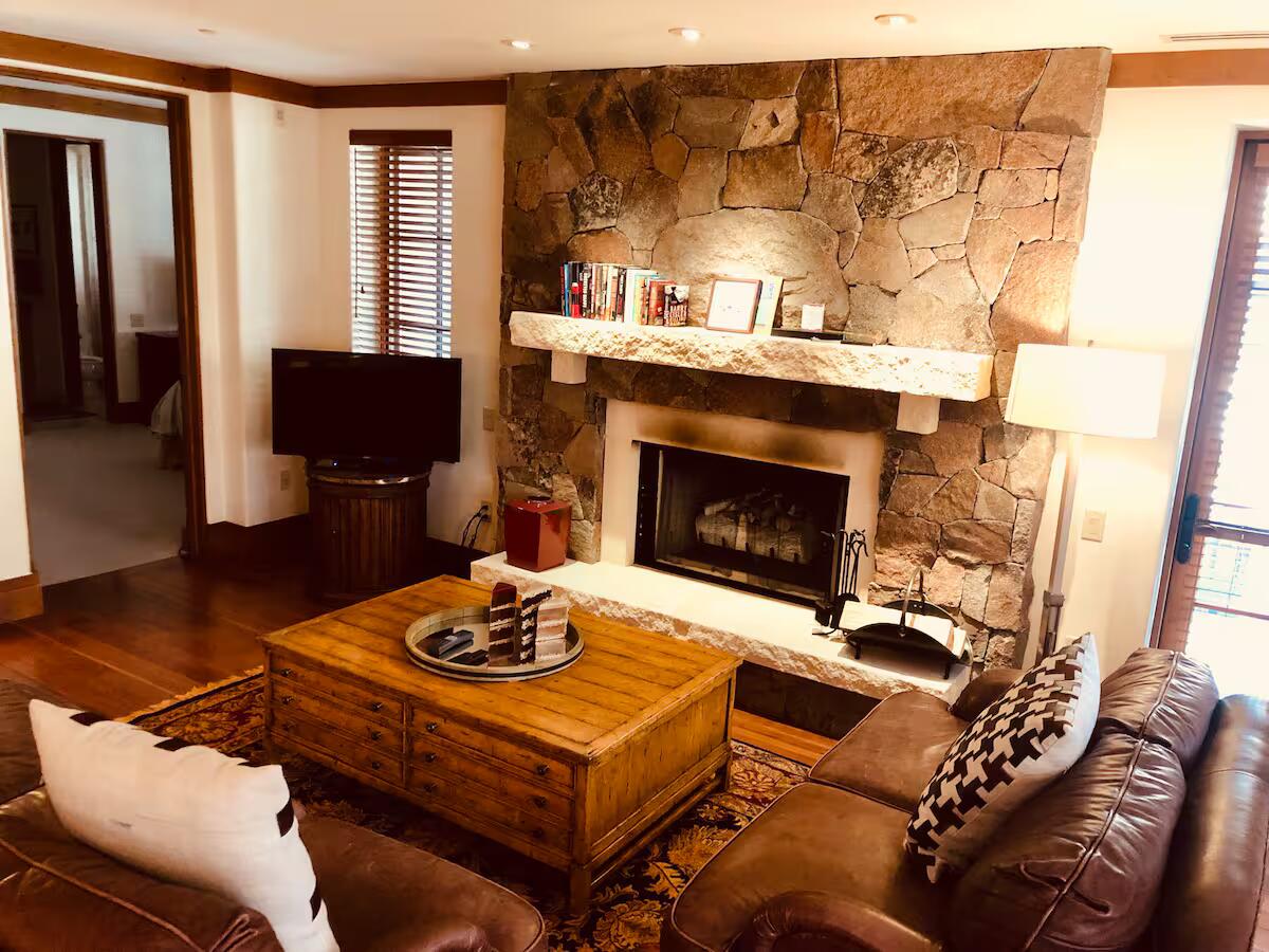 215 Raven Rd Property Photo 2