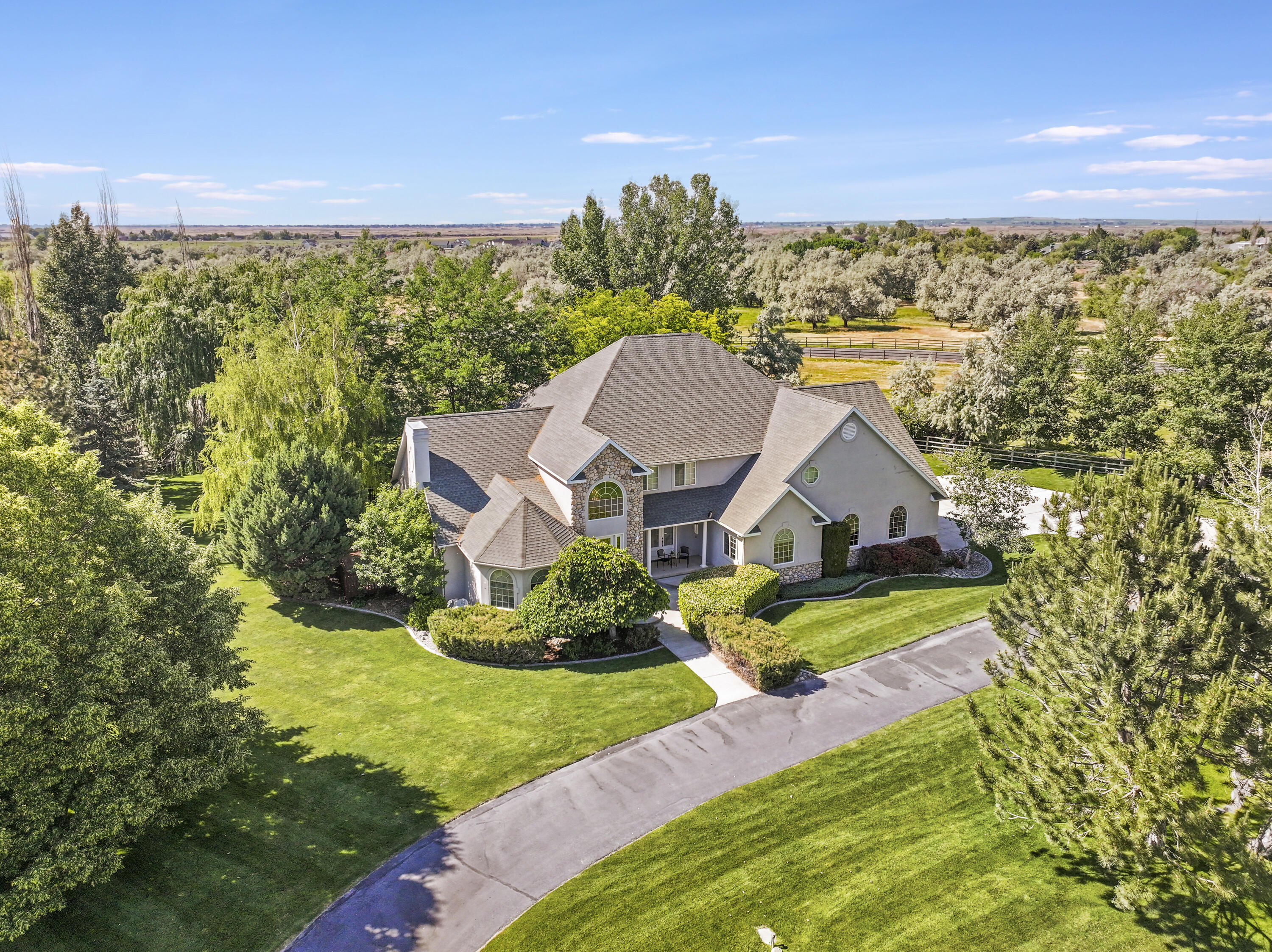 3283 Willow Circle Property Photo
