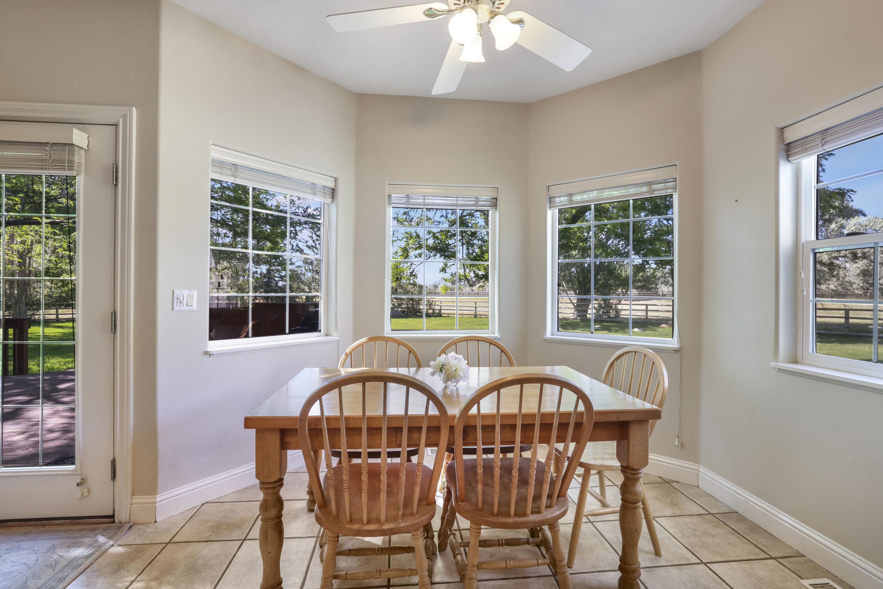 3283 Willow Circle Property Photo 17