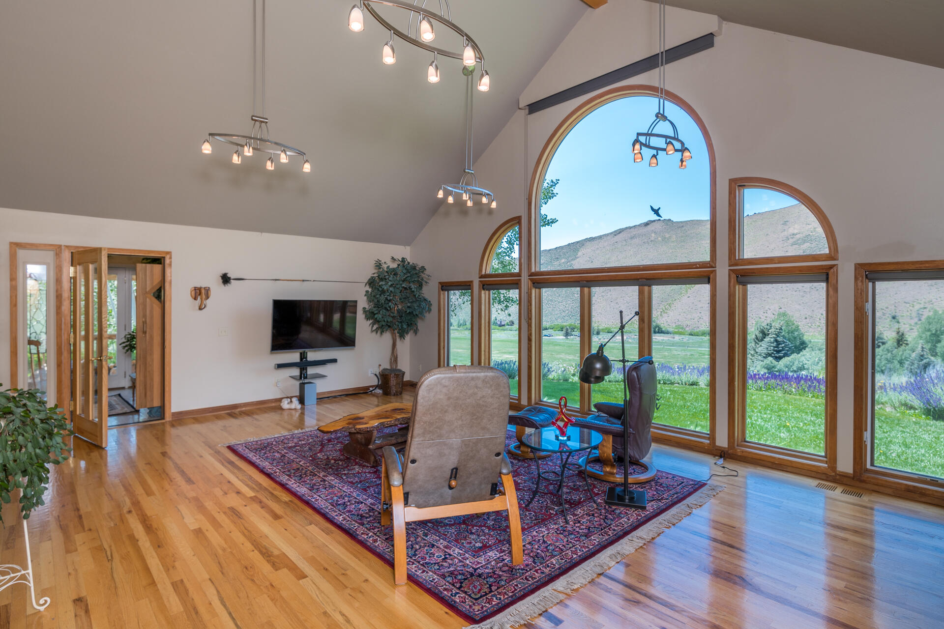 202 Bannock Dr Property Photo 4