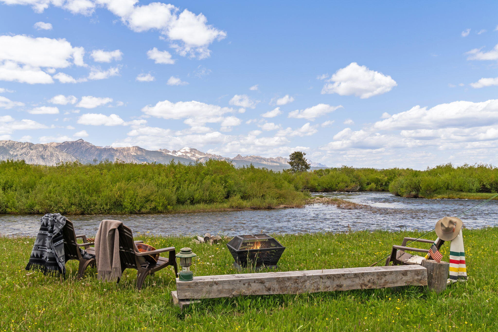 16825 Hwy 75 Property Photo 6