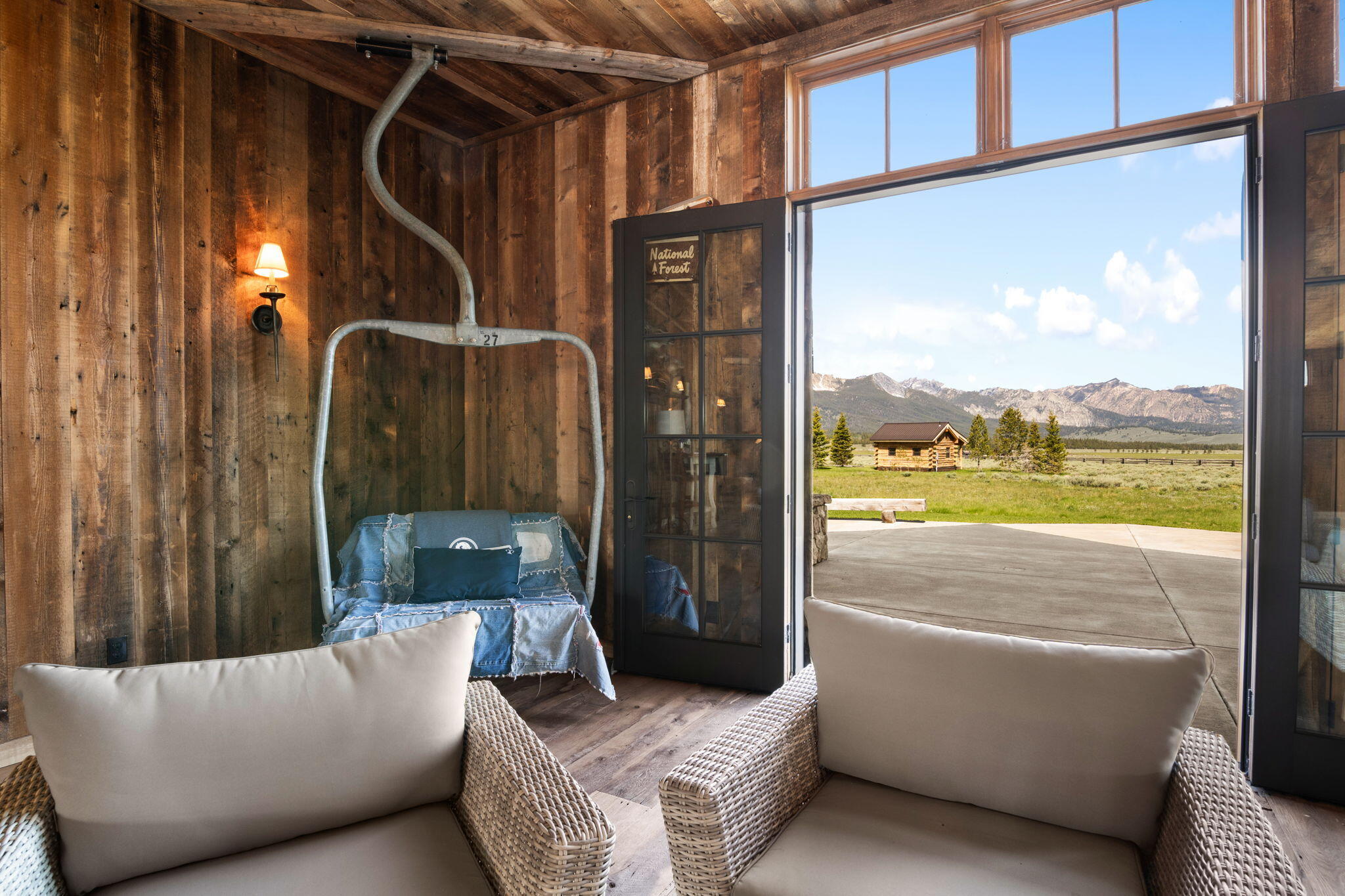 16825 Hwy 75 Property Photo 24