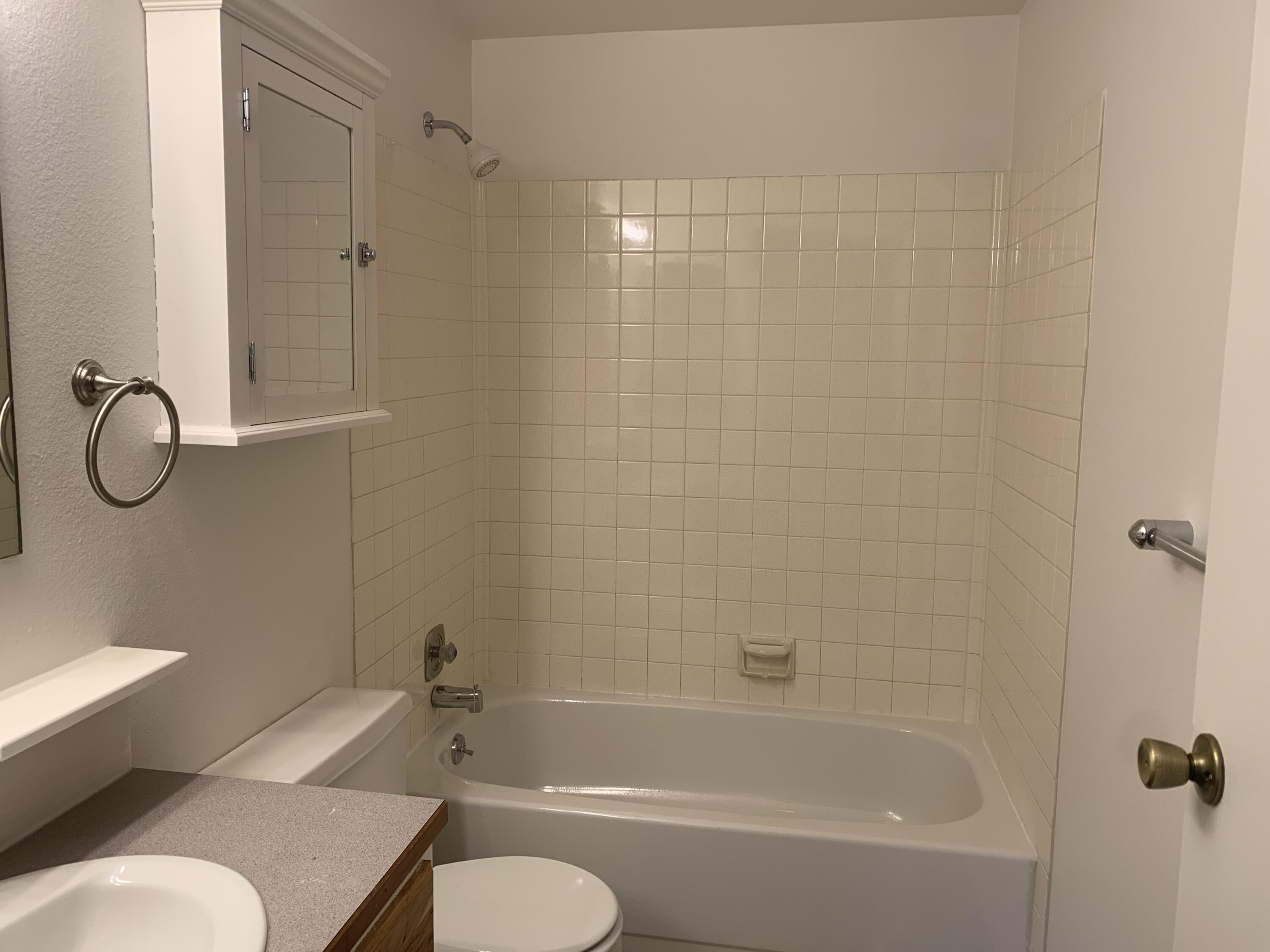200 Carbonate Dr Property Photo 5
