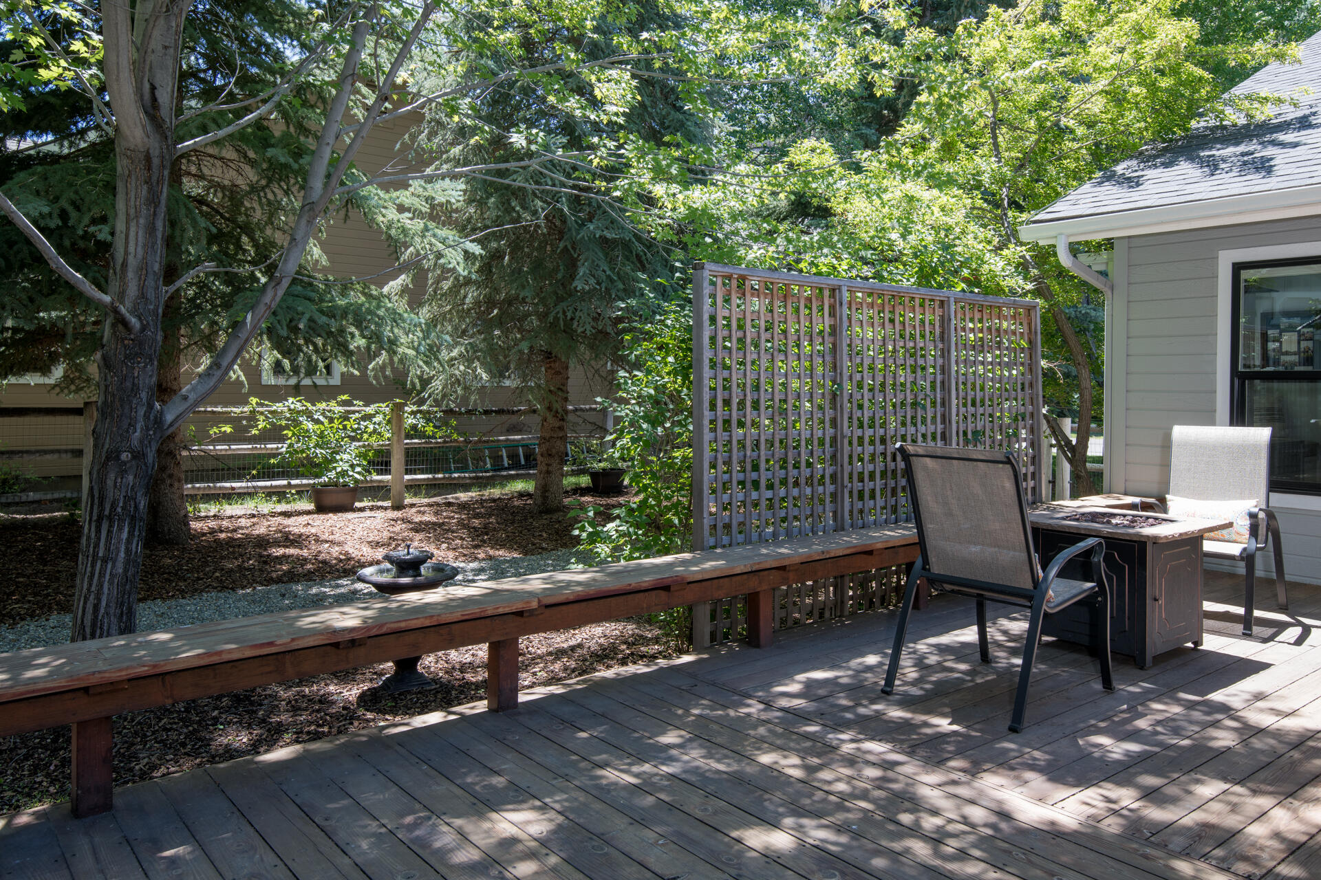 710 Angela Dr Property Photo 26