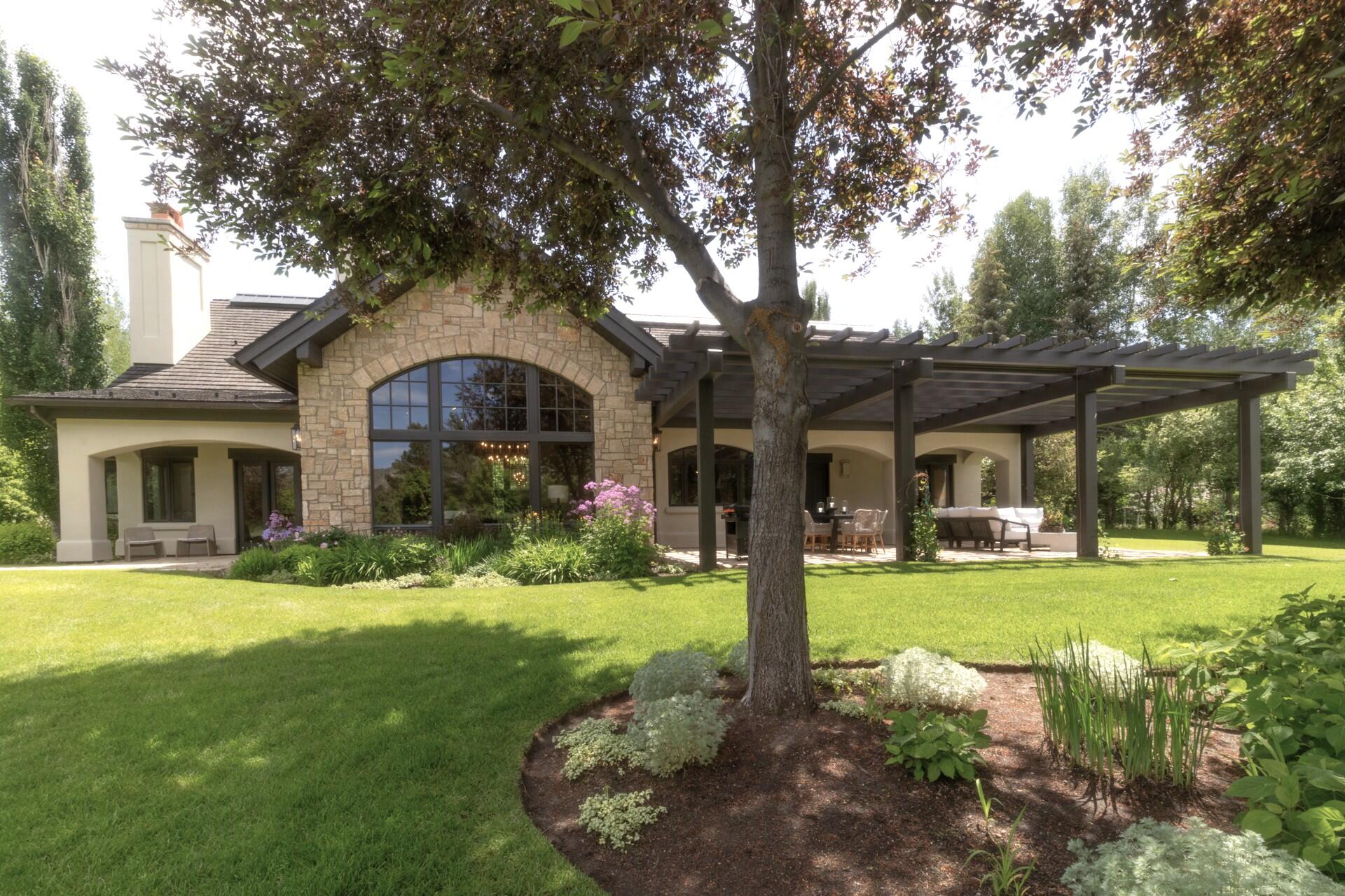 75 S Club View Dr Property Photo 2