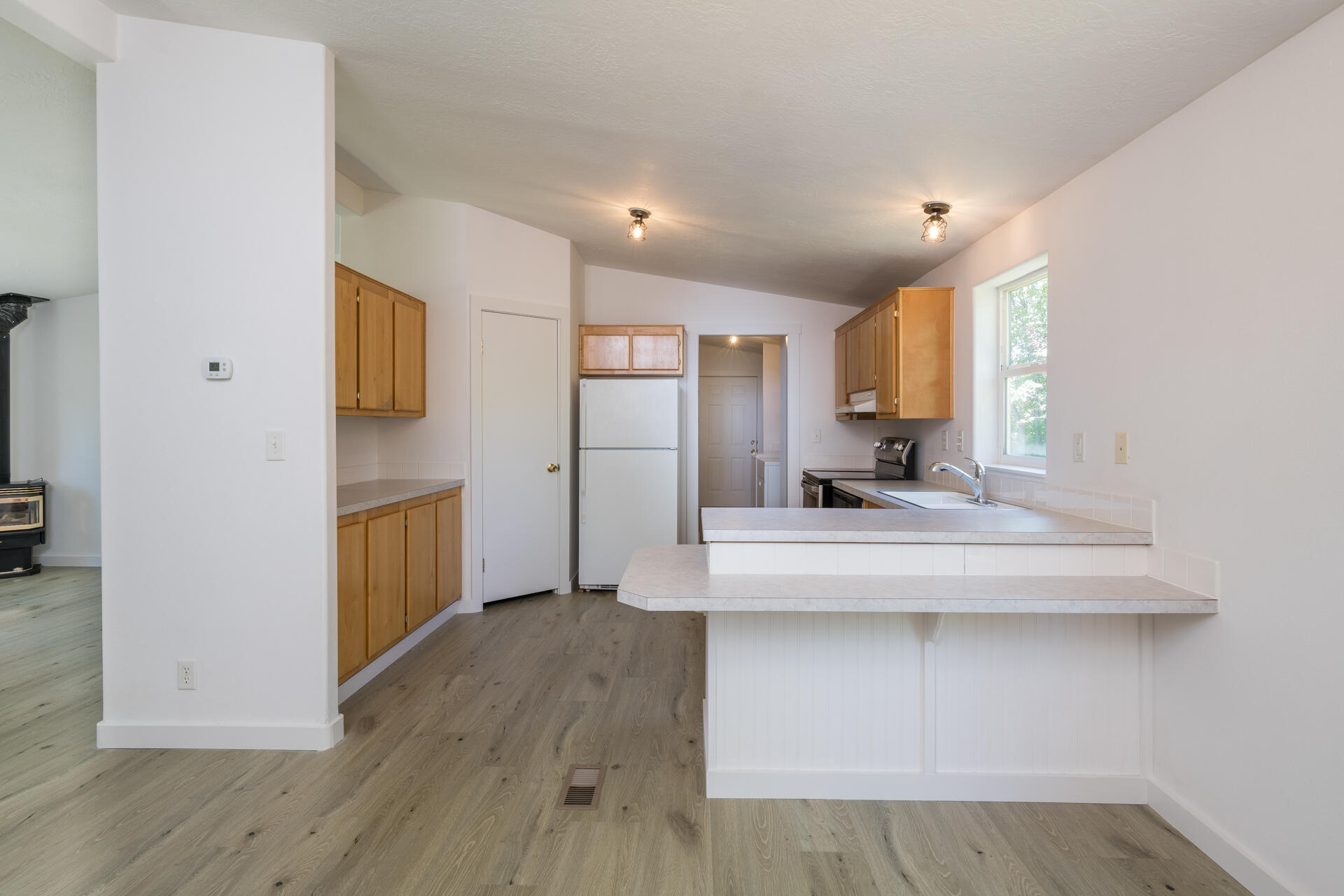 2951 Glenbrook Dr Property Photo 5
