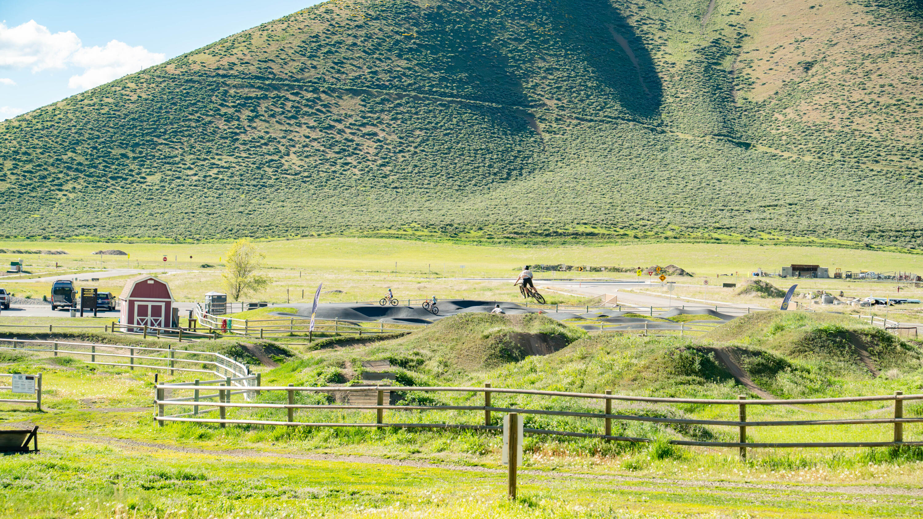 1500 Fox Acres Rd Property Photo 11