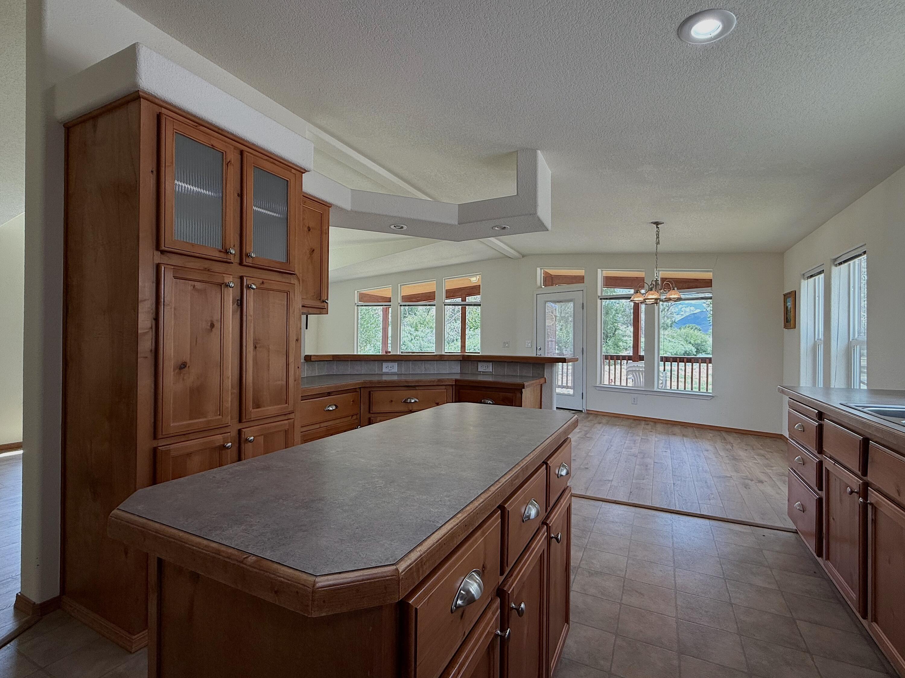 3858 Quail Ln Lane Property Photo 13