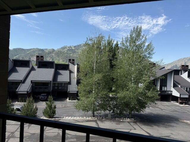 127 Saddle Rd Property Photo 2