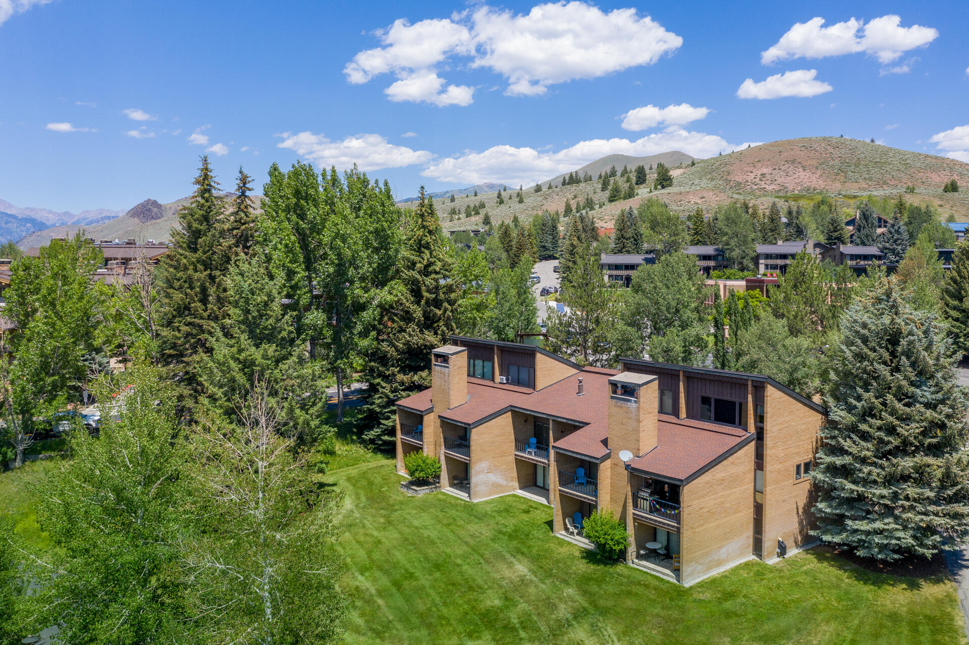 127 Saddle Rd Property Photo 21