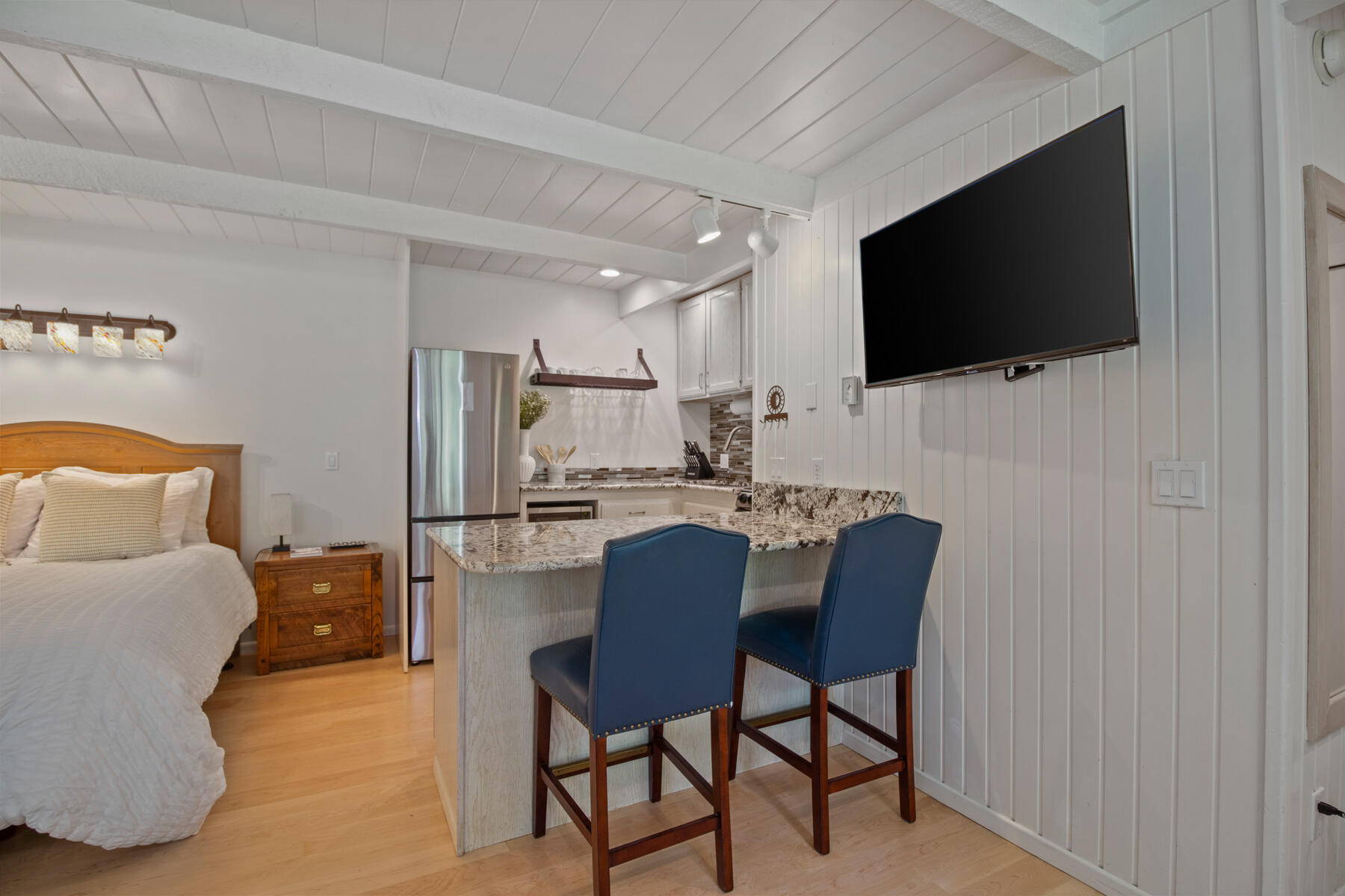 1066 Atelier Condo Dr Property Photo 7