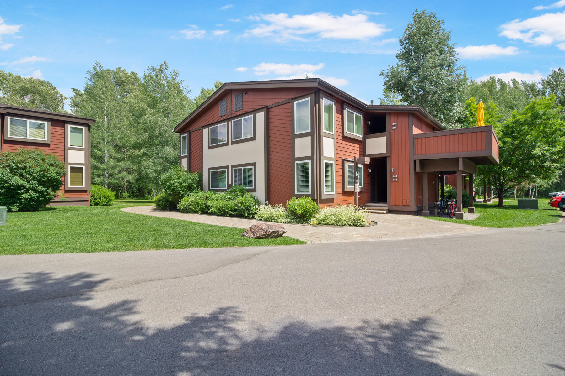 1066 Atelier Condo Dr Property Photo 14