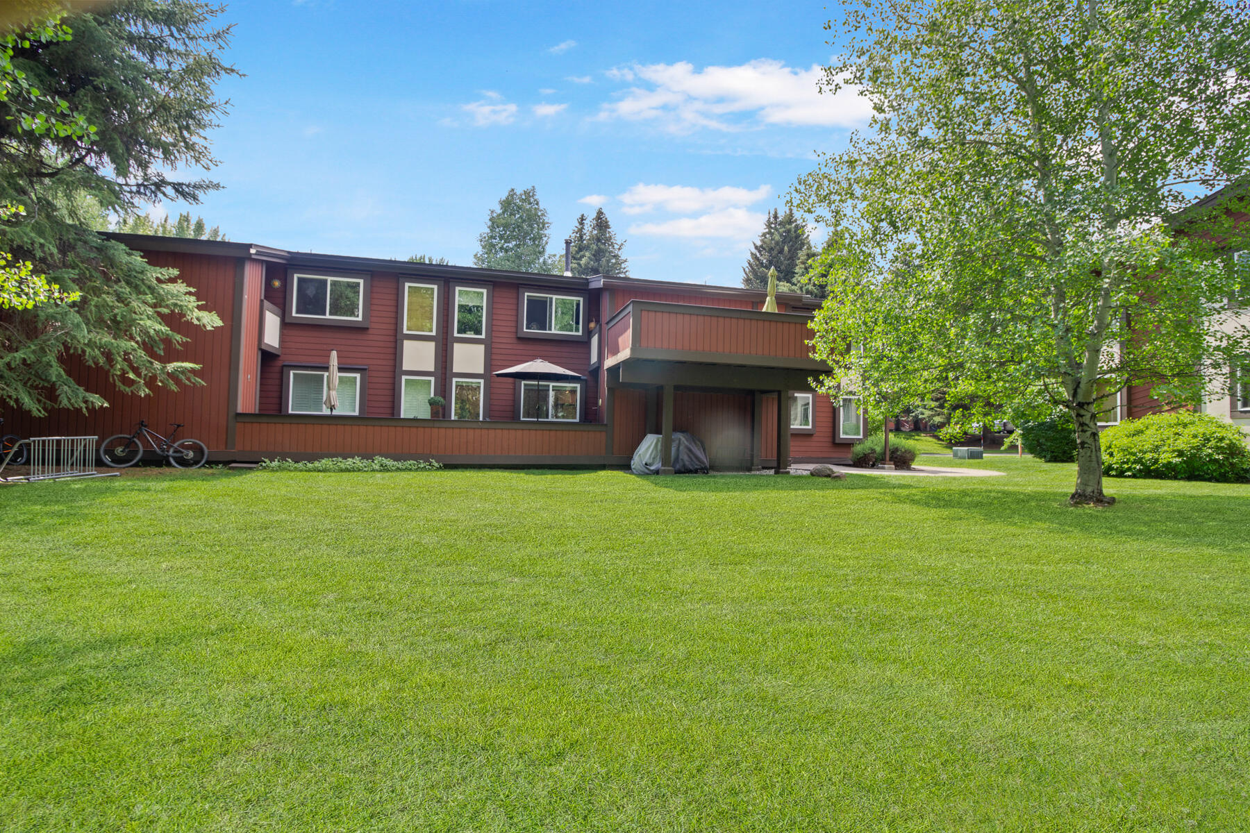 1066 Atelier Condo Dr Property Photo 15