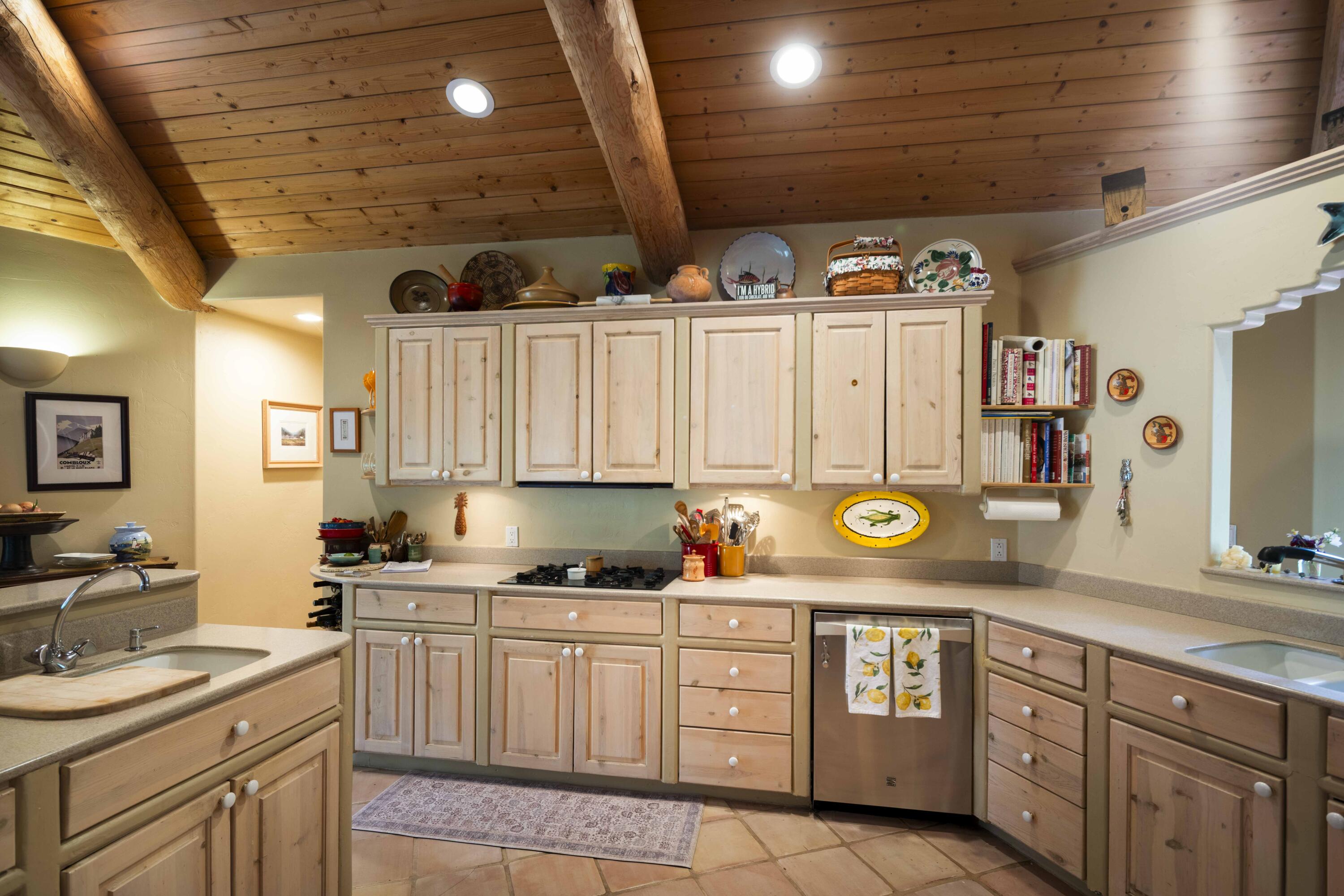 133 Board Loop Property Photo 8