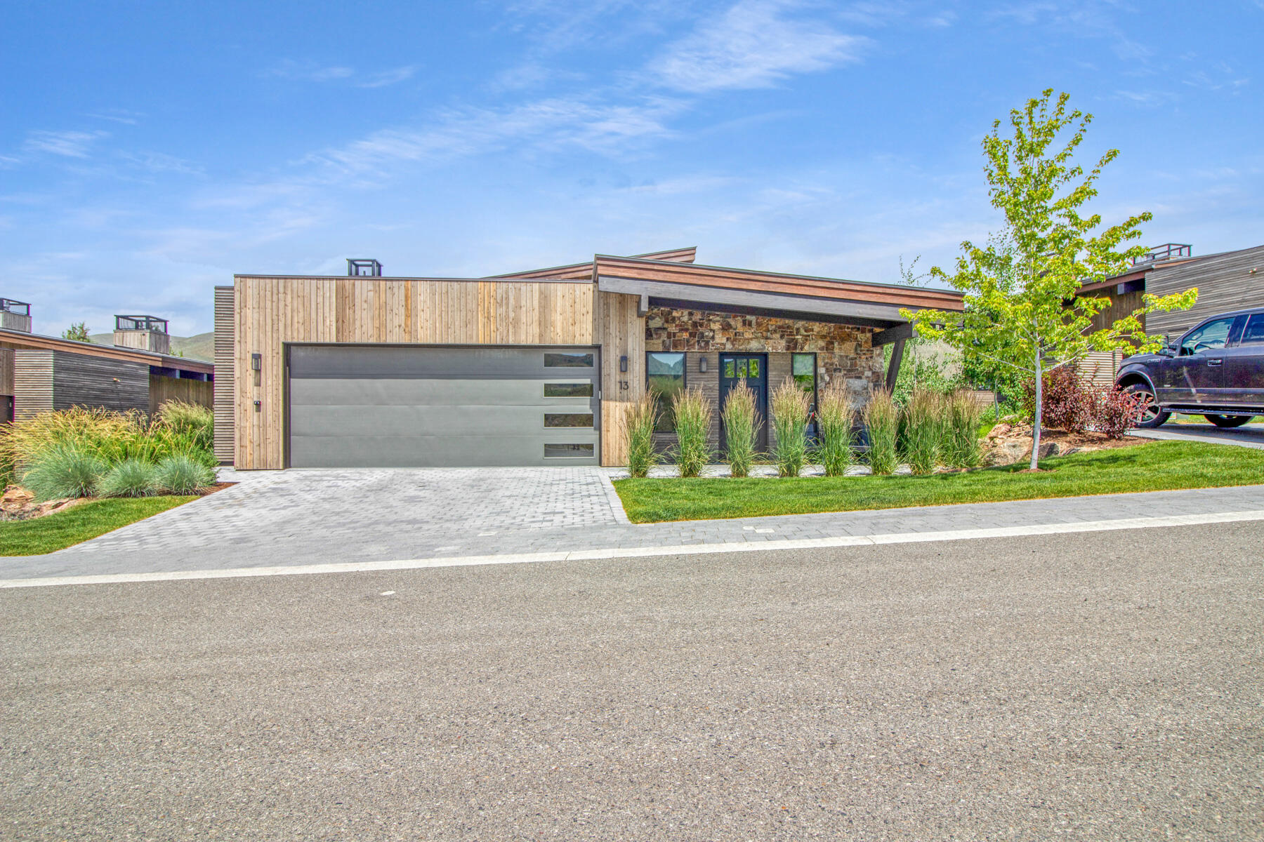 13 Crown Ranch Rd Property Photo 1