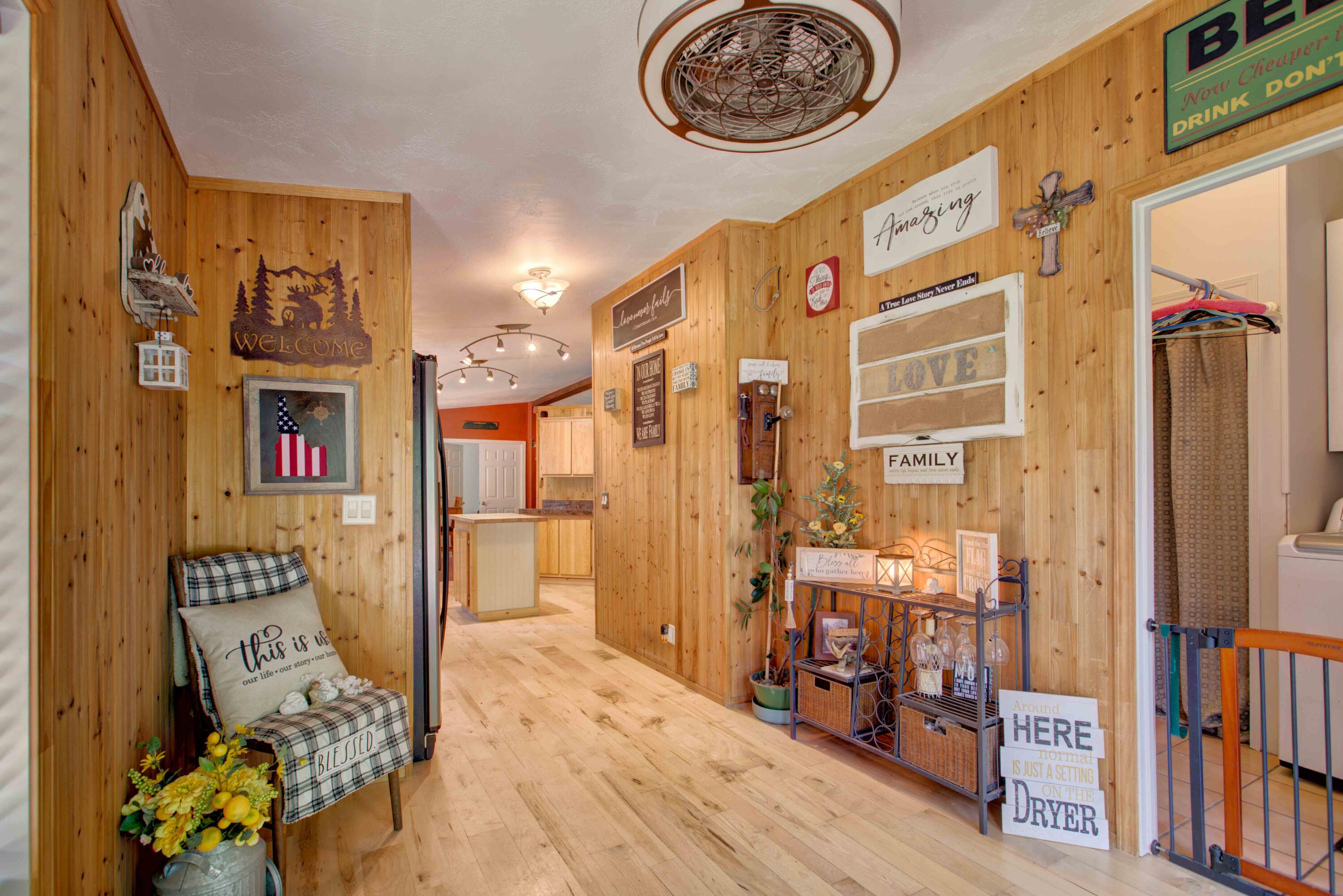 201 Lollipop Lane Property Photo 25