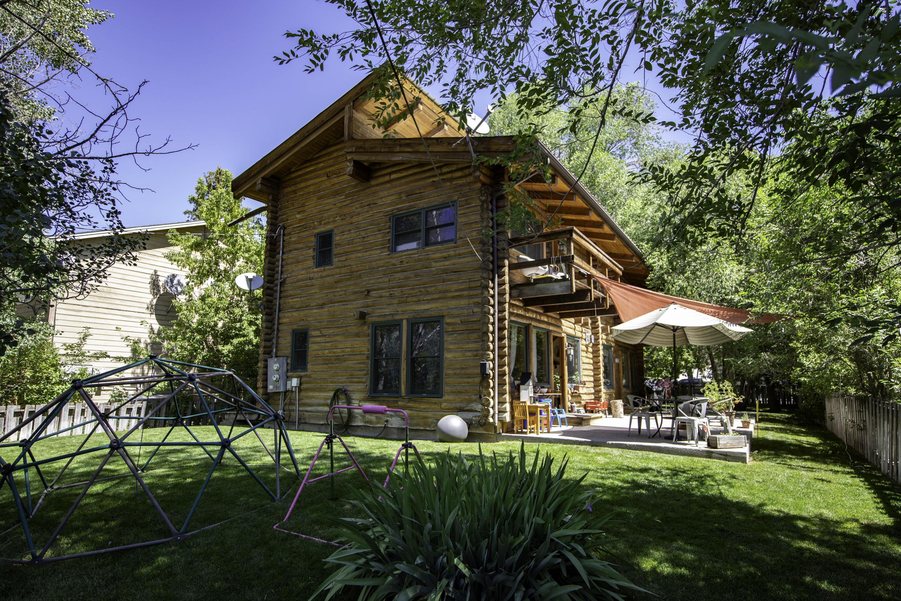 309 N River St Property Photo 1