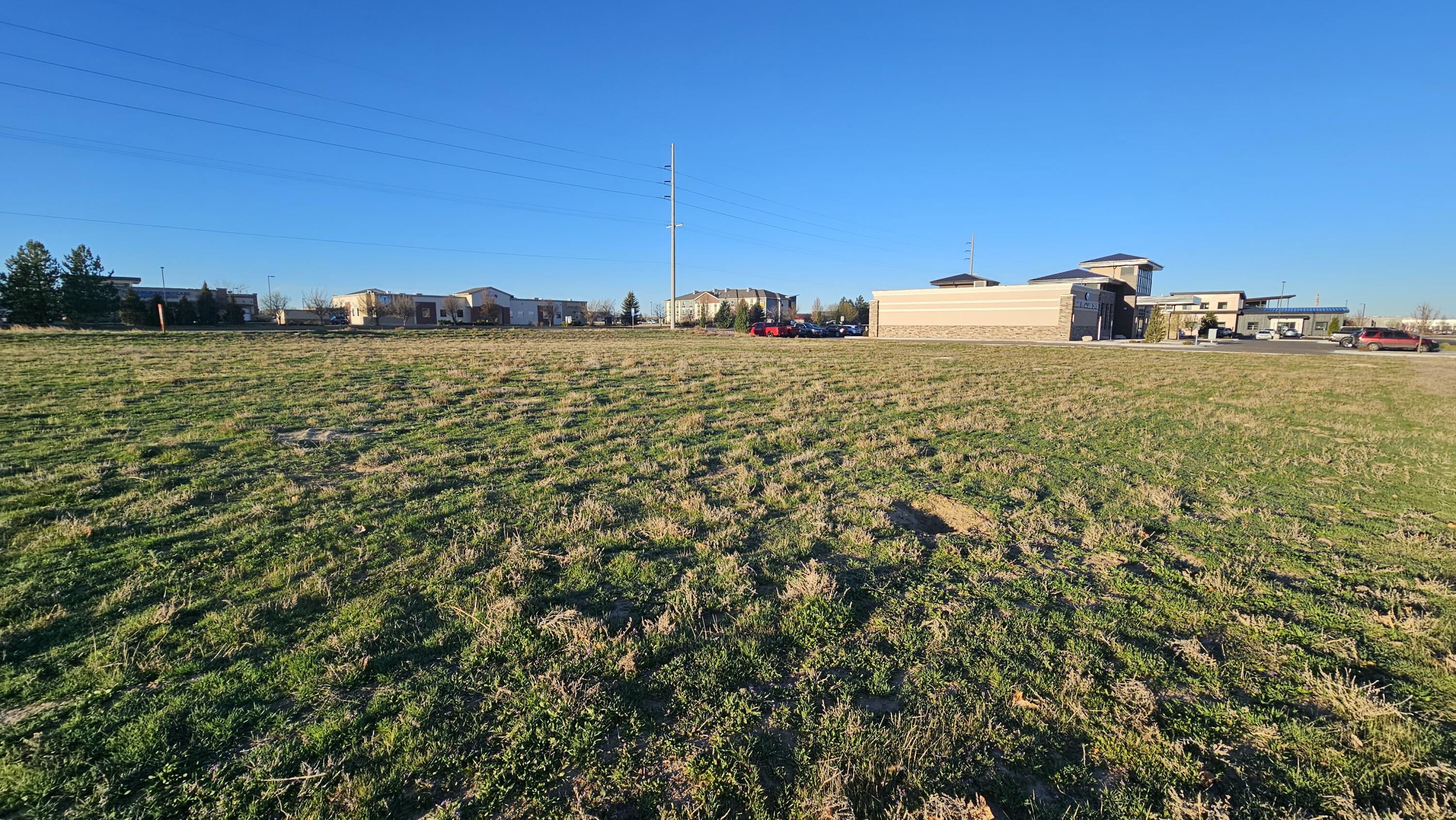 434 Park View Loop Loop E Property Photo 5
