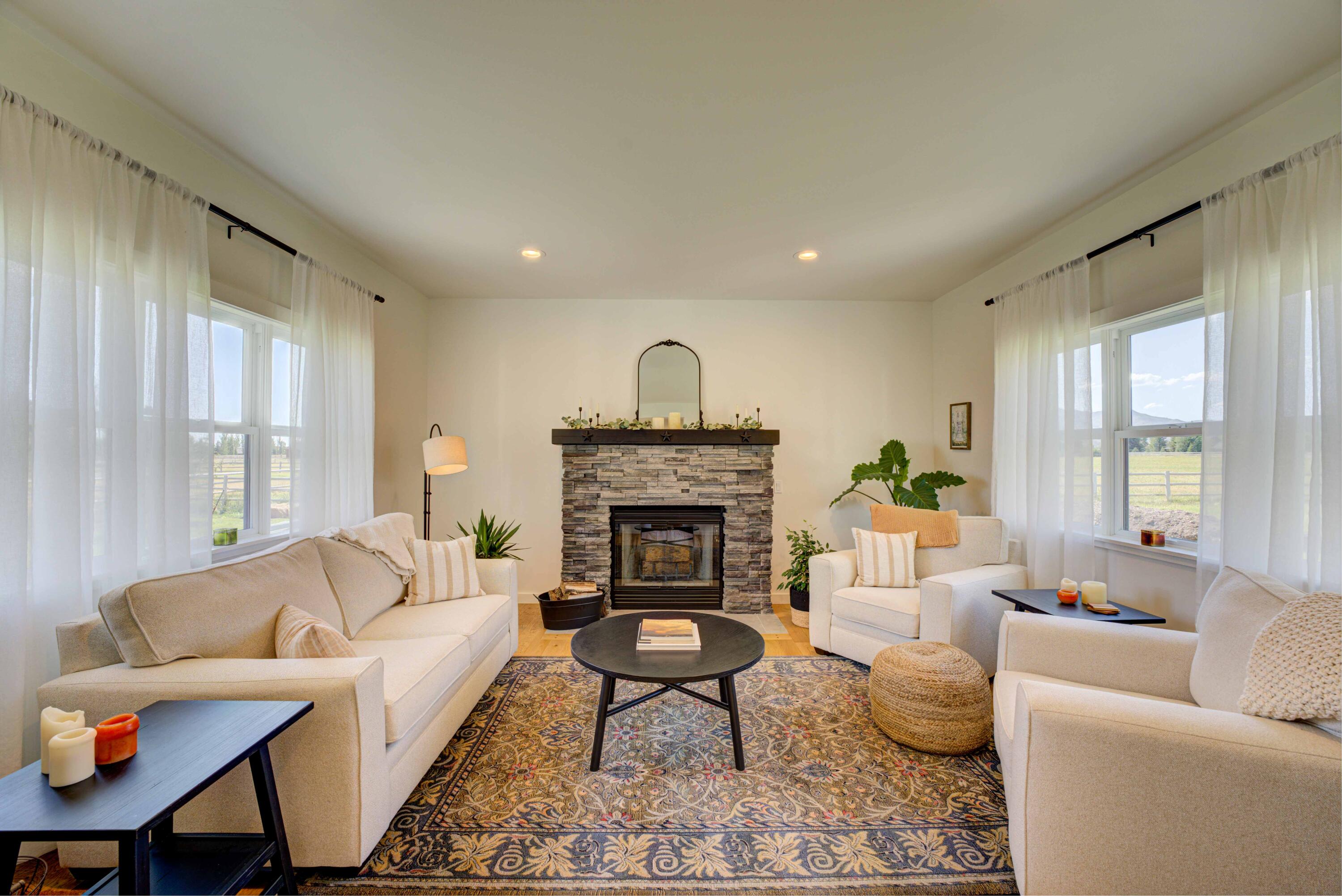 201 Equus Loop Property Photo 12