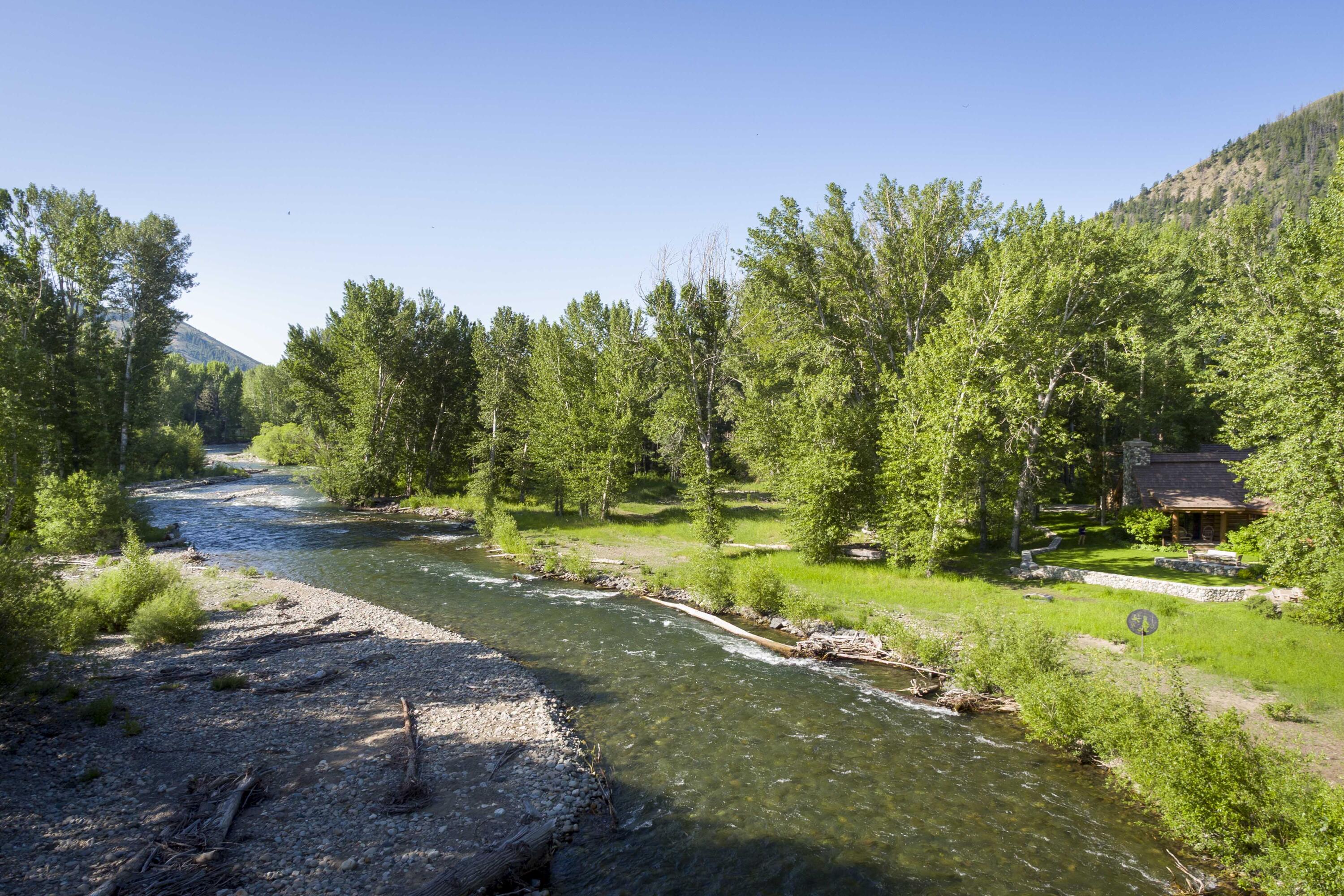 30 Gimlet Rd Property Photo 9