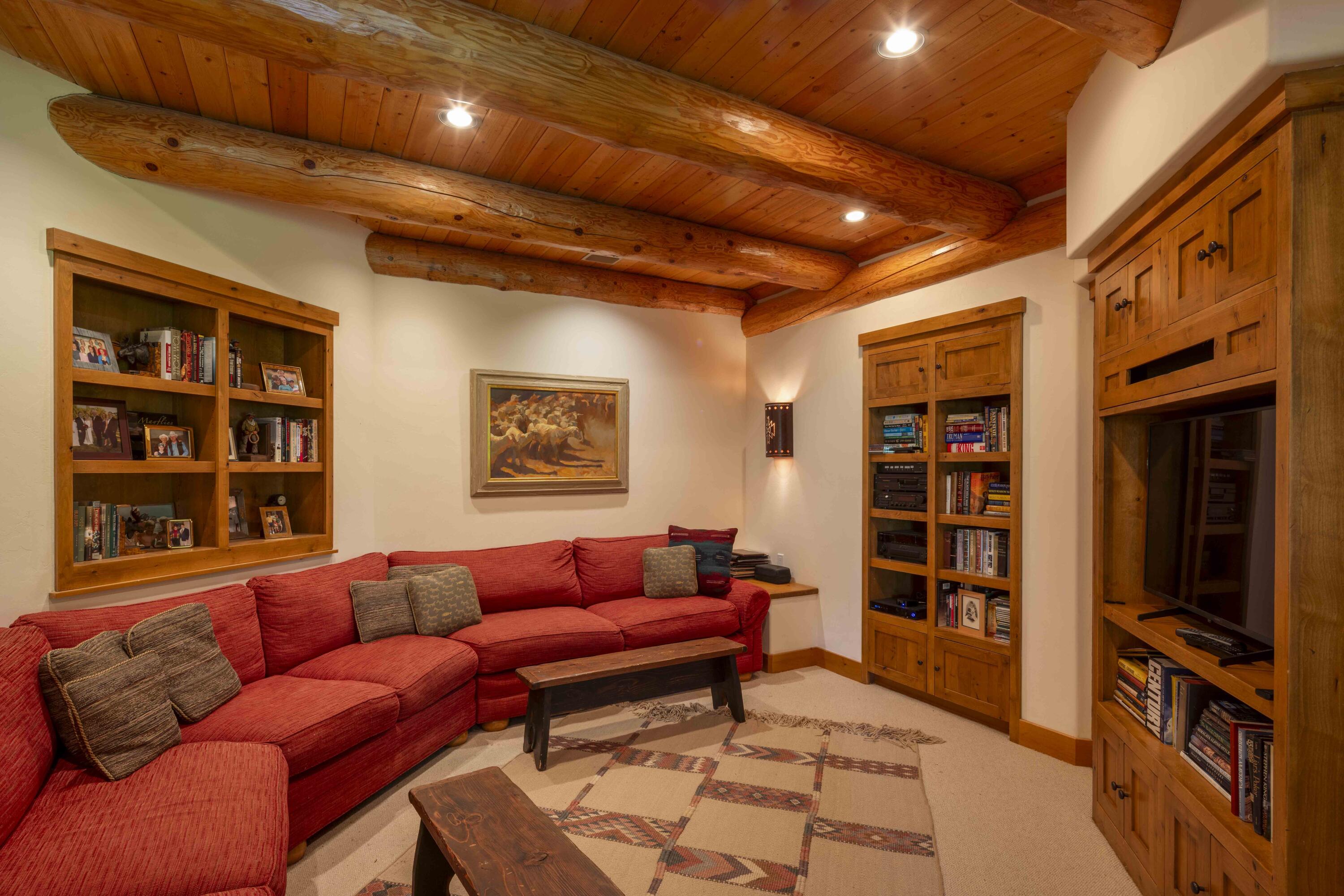 30 Gimlet Rd Property Photo 17