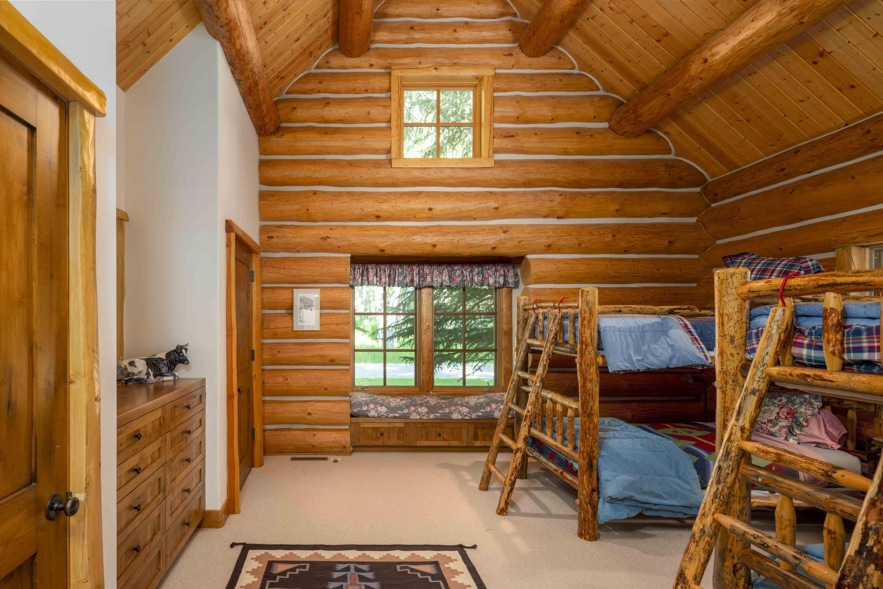 30 Gimlet Rd Property Photo 28