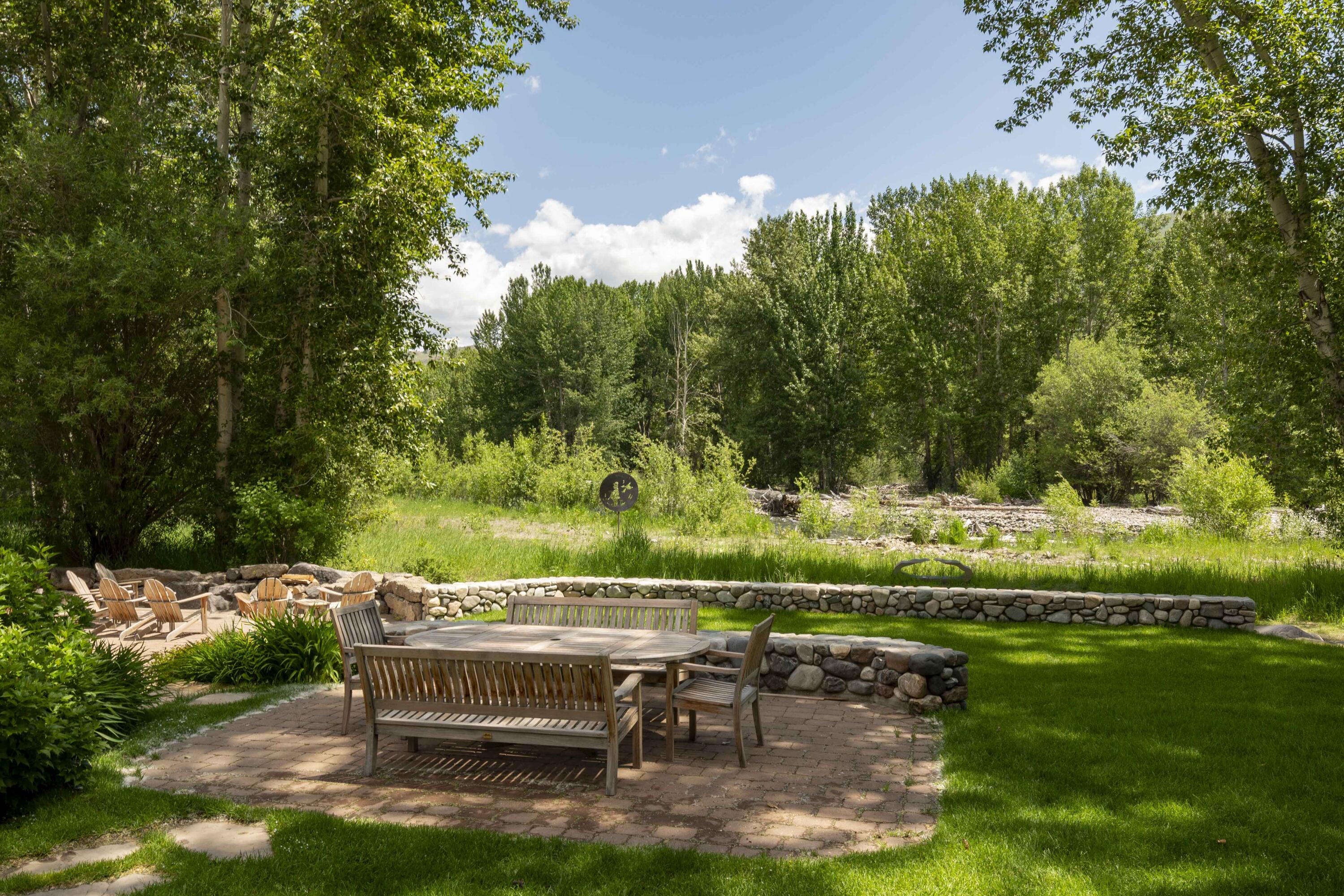 30 Gimlet Rd Property Photo 37